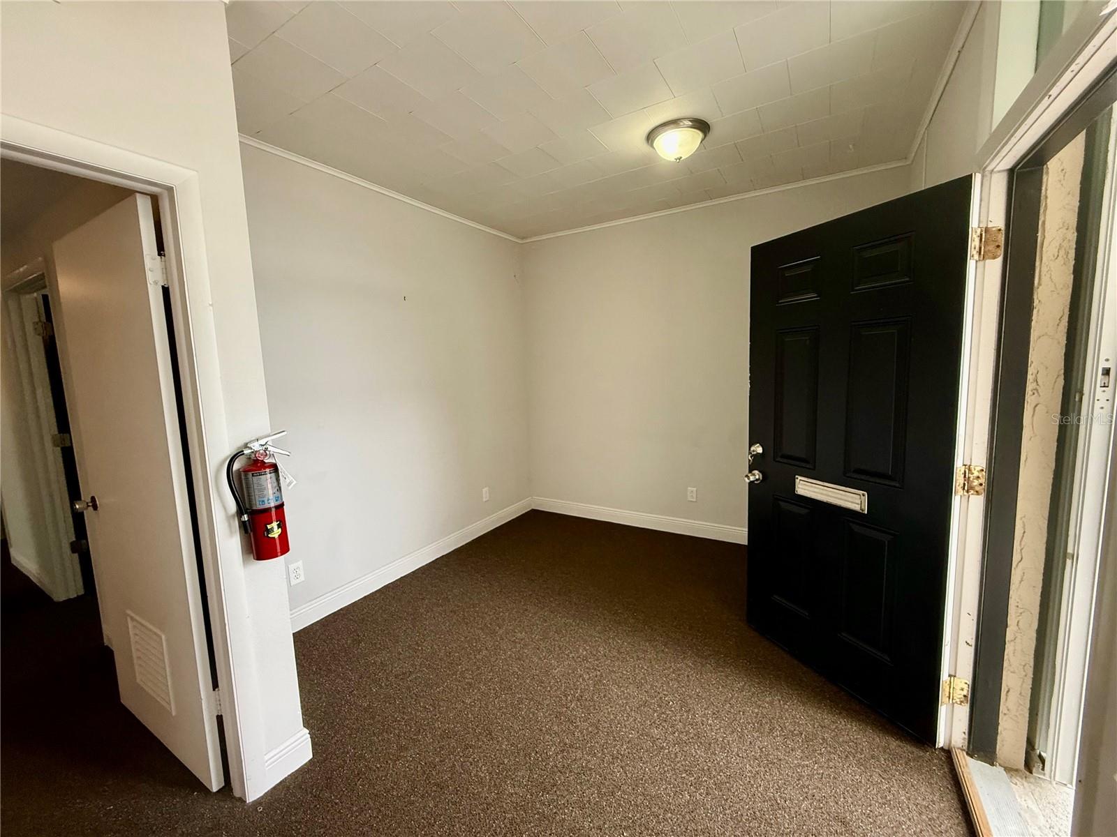 ACREAGE - Commercial Sale