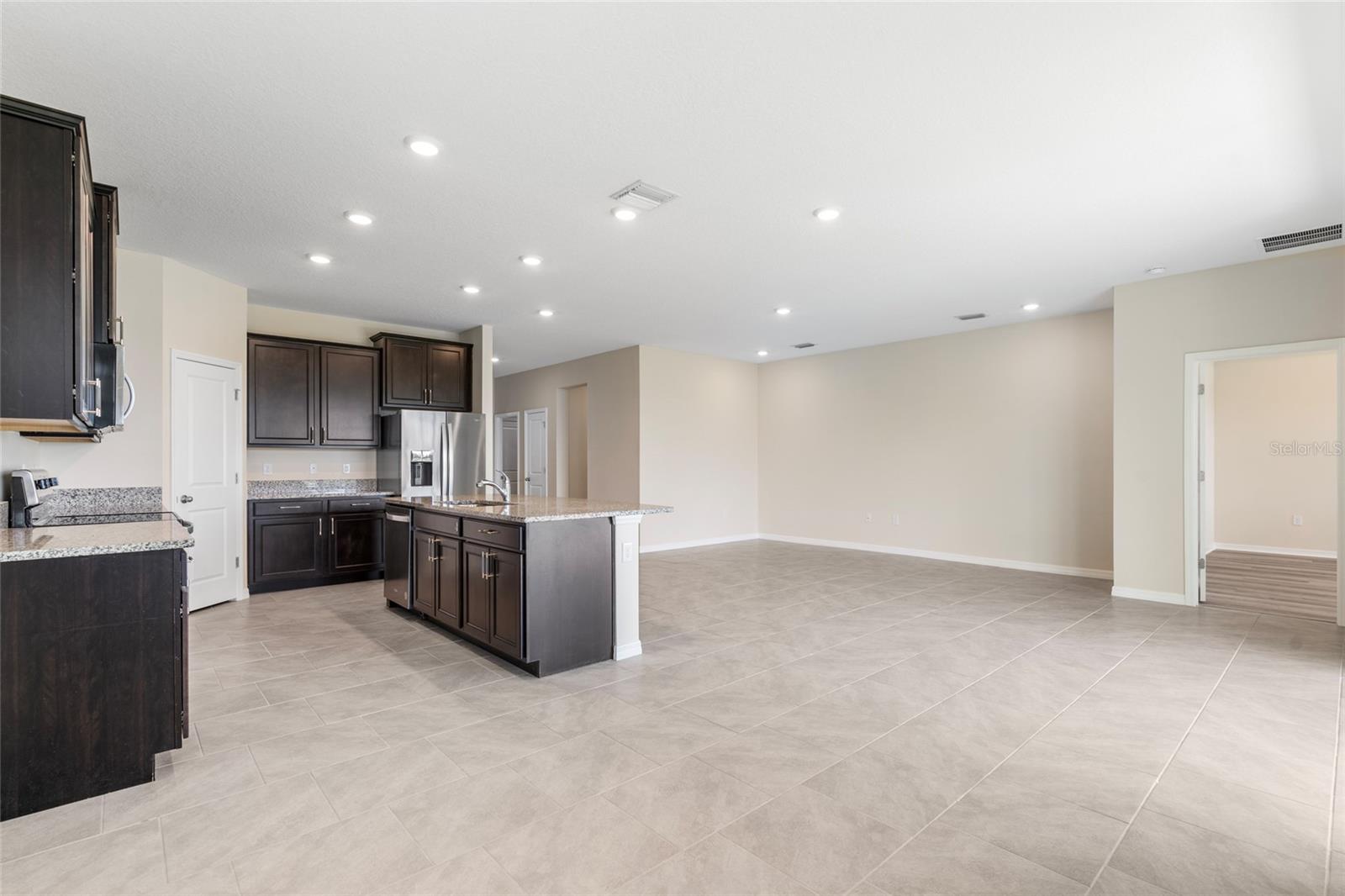 CREEK PRESERVE PH 9 - Residential Lease