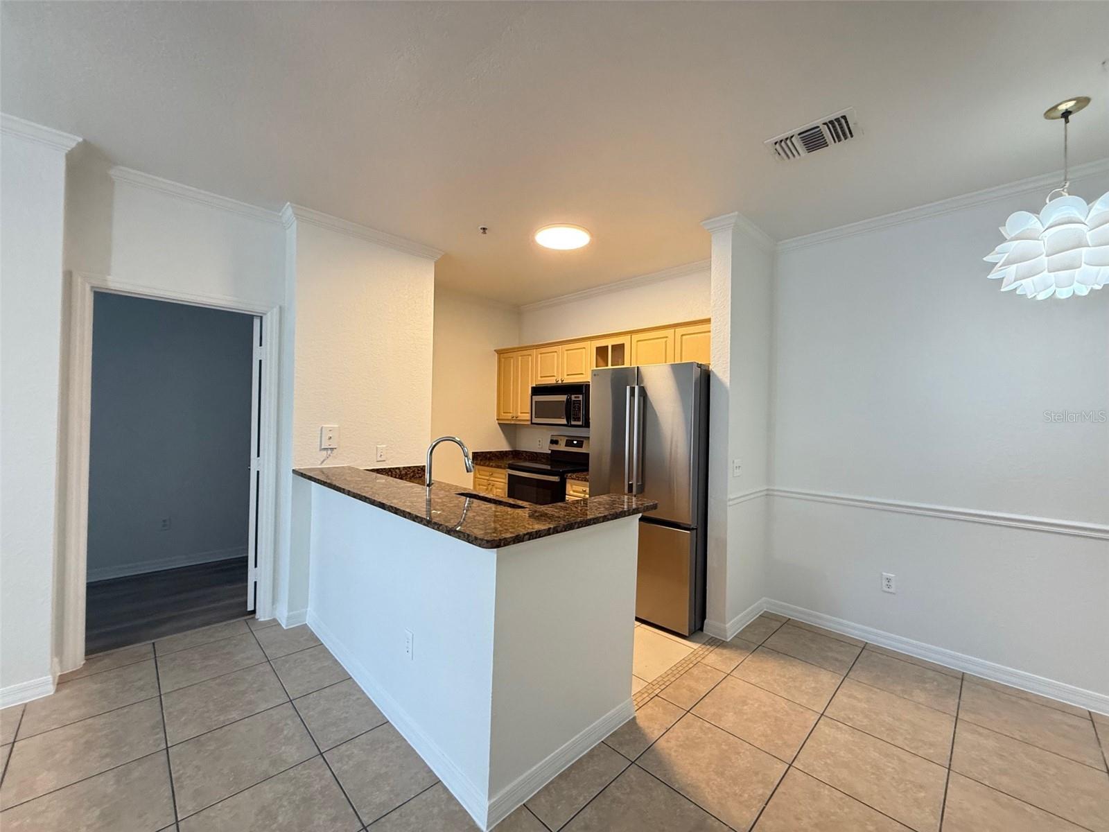3611 CONROY ROAD 825