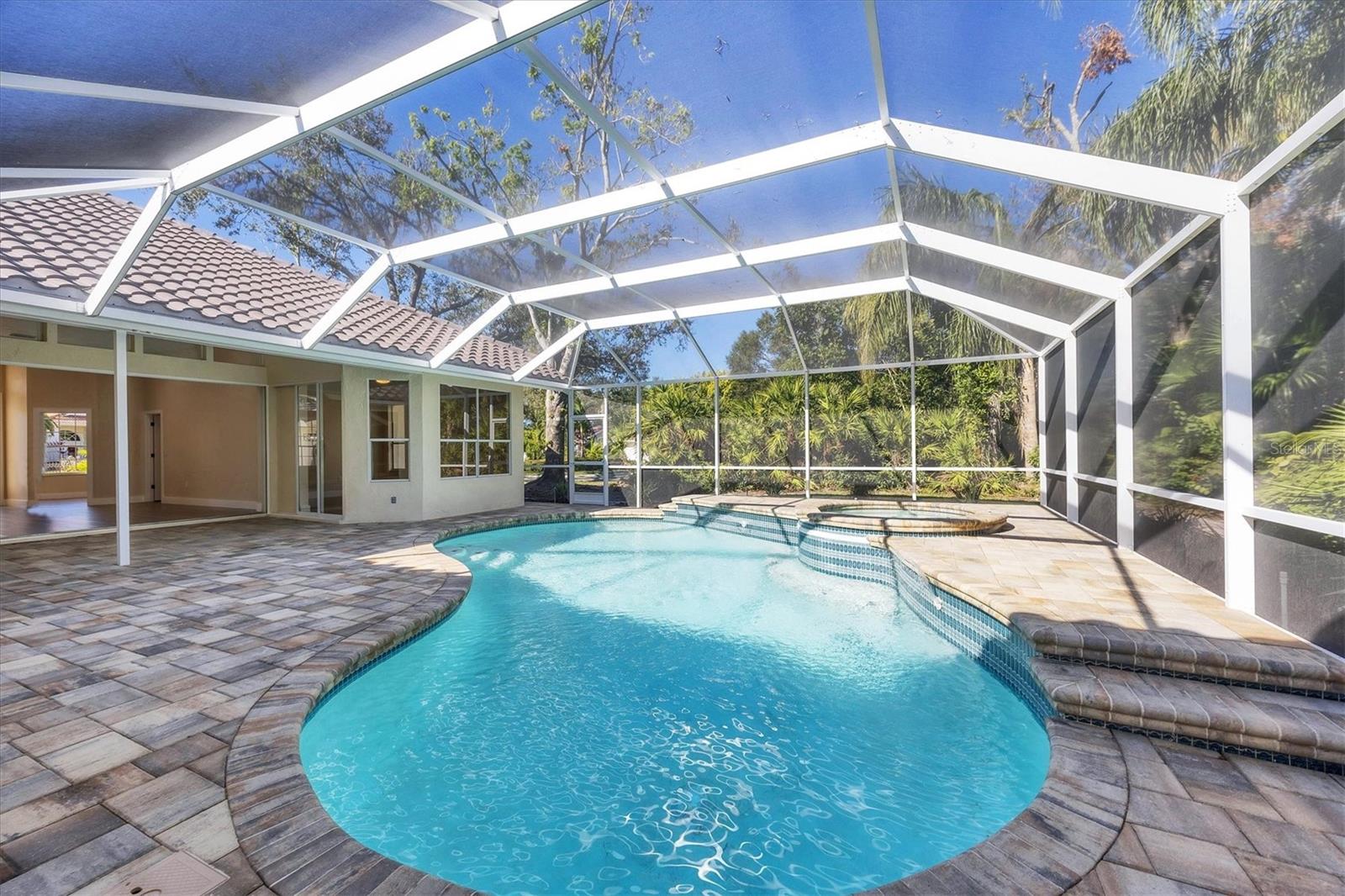 UNIVERSITY PARK - Residential