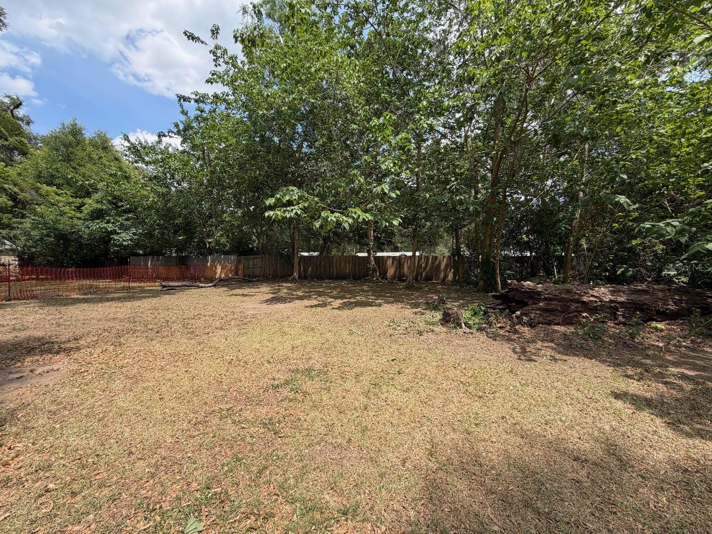 SHADY LAWN ESTATES - Residential Lease
