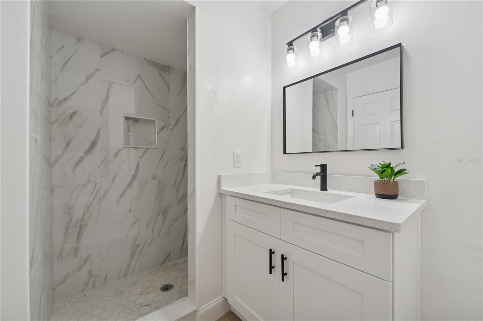 OAKLAND VILLAGE SEC 4 PH 3 - Residential