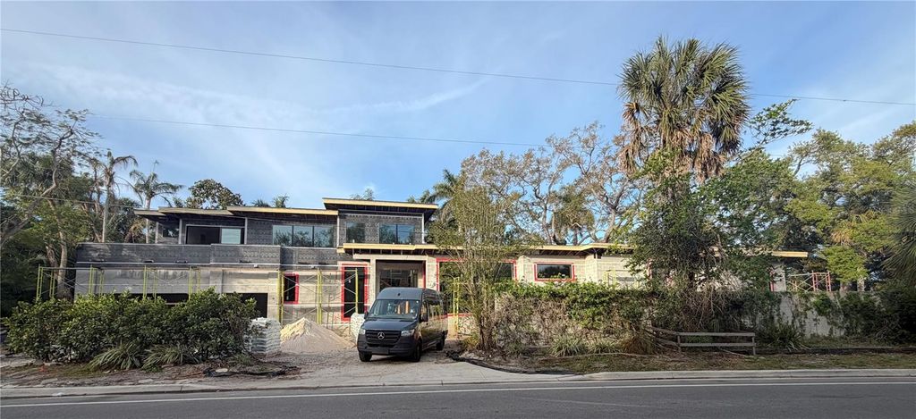 Photo of 2100 Mcclellan Parkway, Sarasota, FL 34239 (MLS # A4685416)