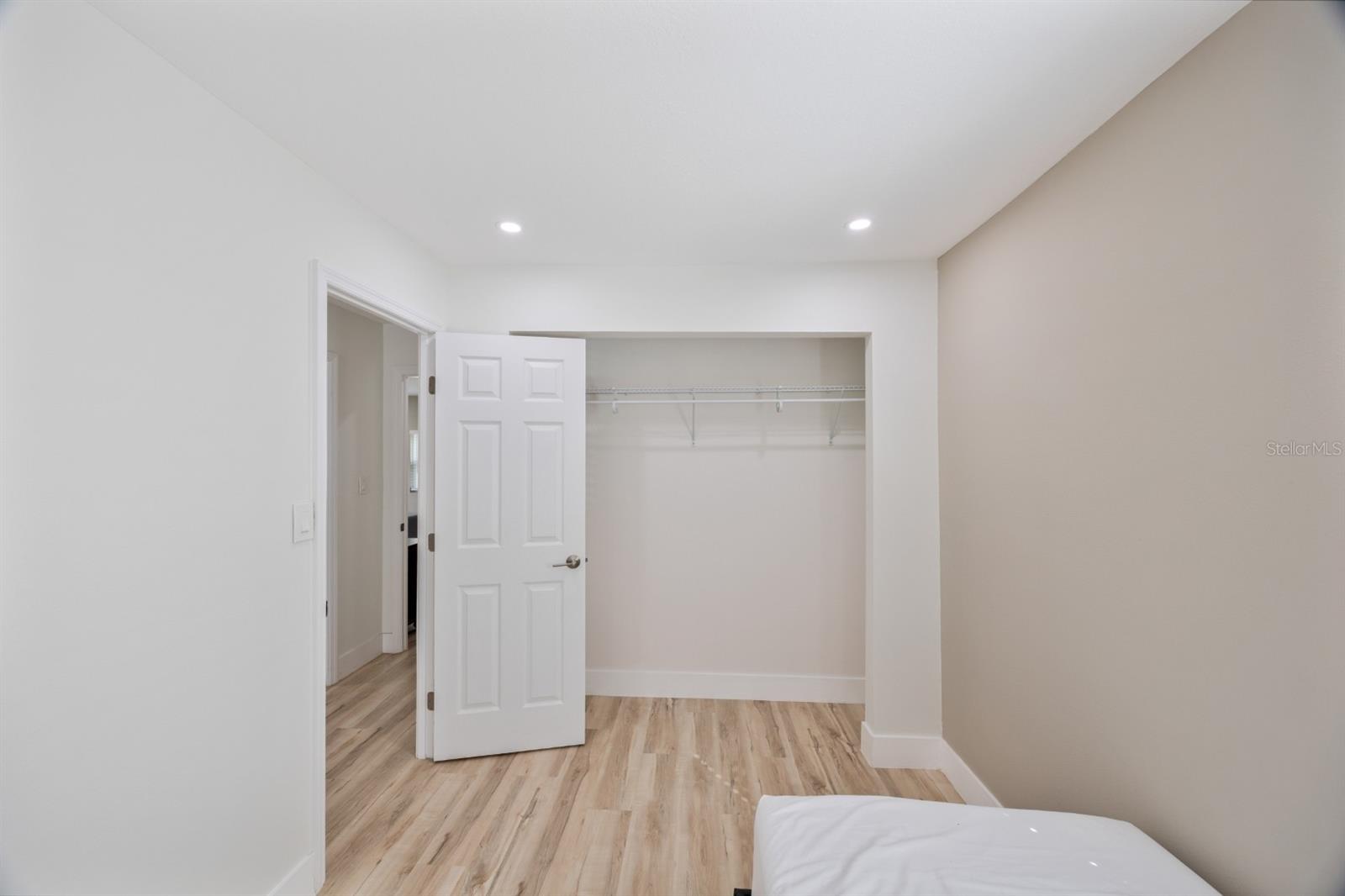 VENSETTA PARK ADD - Residential Lease