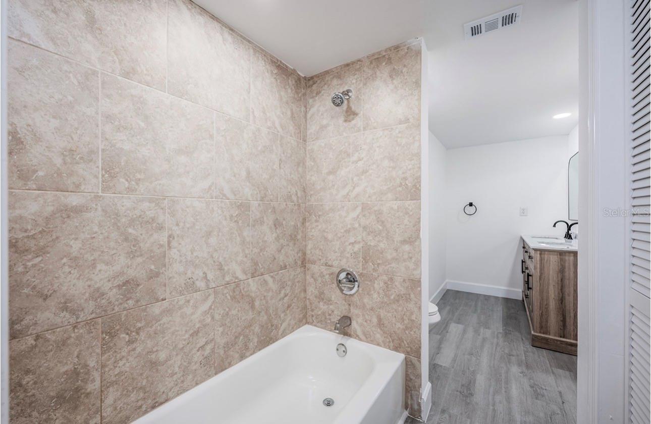 ROBINSWOOD HILLS - Residential