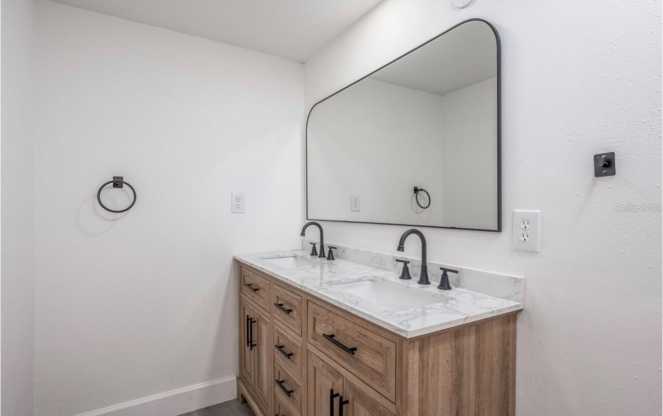 ROBINSWOOD HILLS - Residential