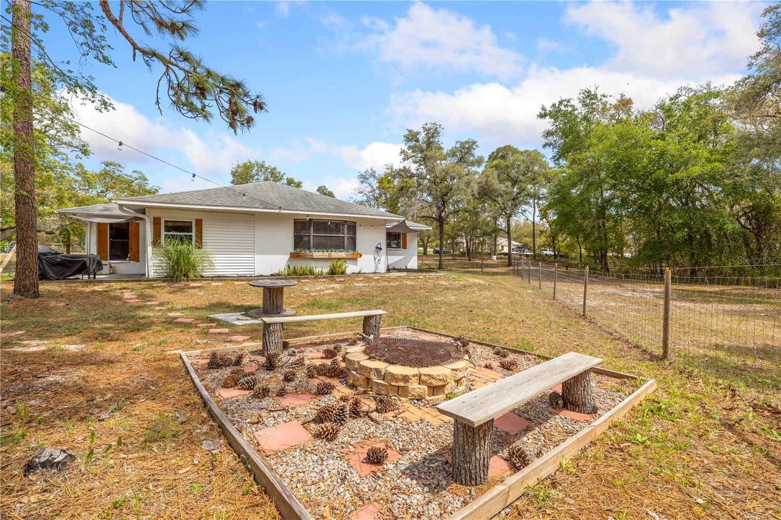 HIGHLANDS - Residential