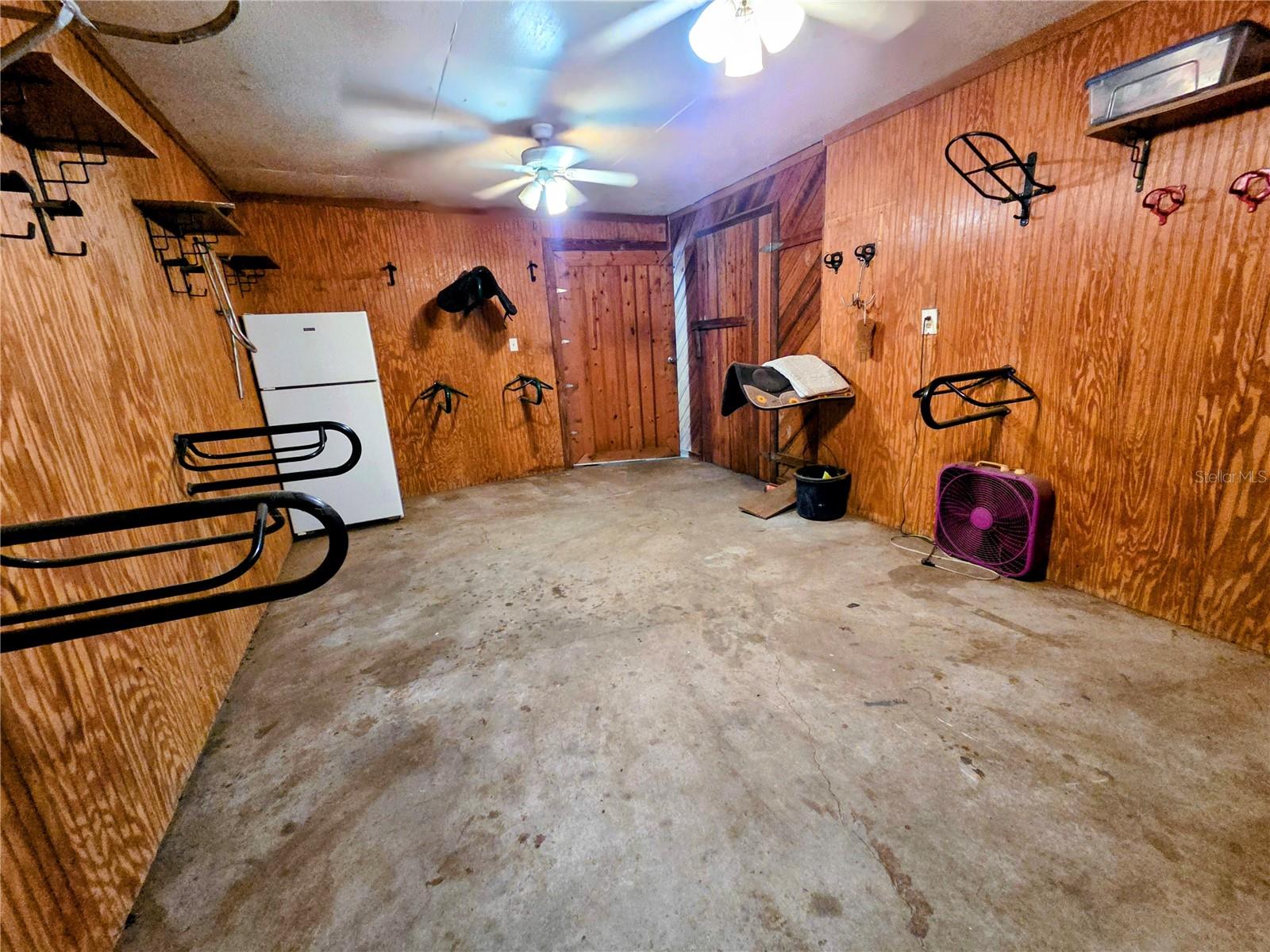 SADDLE CREEK - Residential