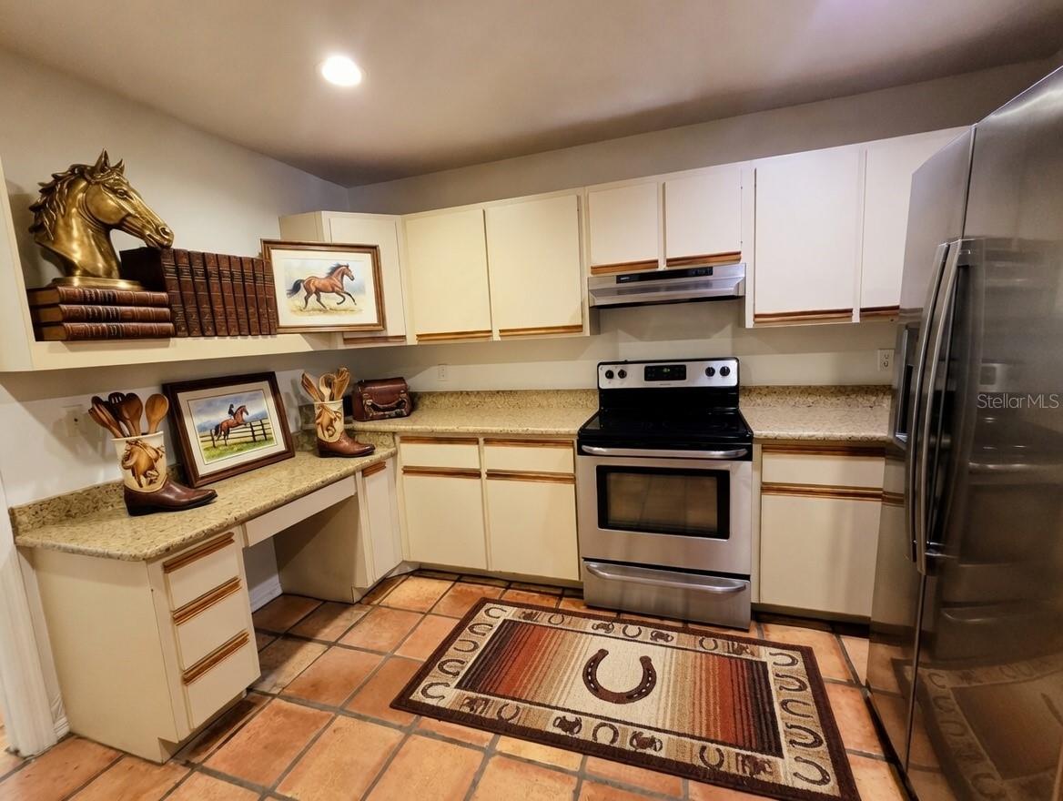 SADDLE CREEK - Residential