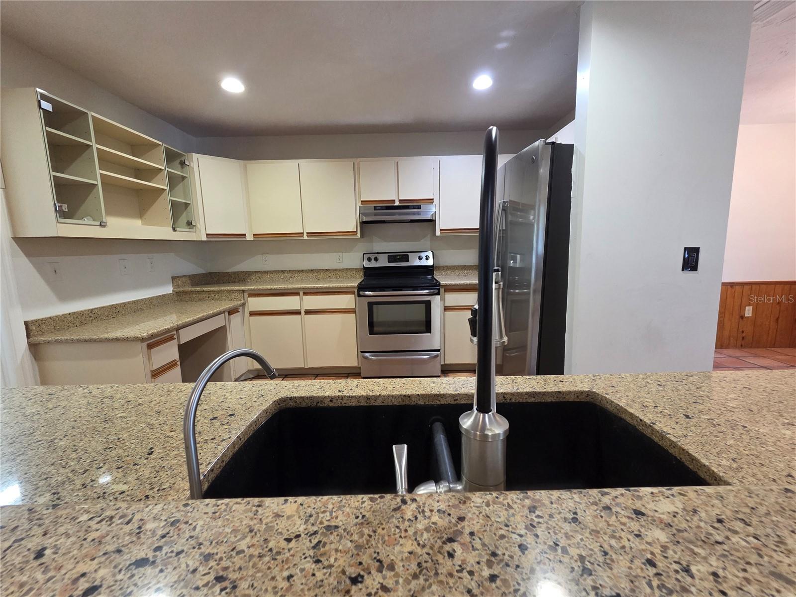 SADDLE CREEK - Residential