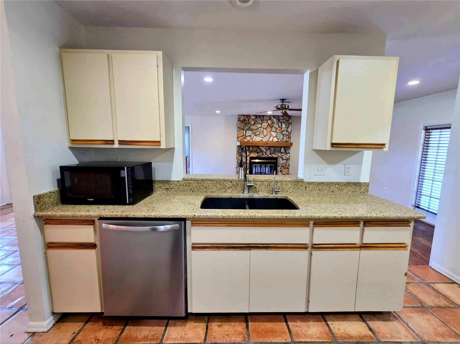 SADDLE CREEK - Residential