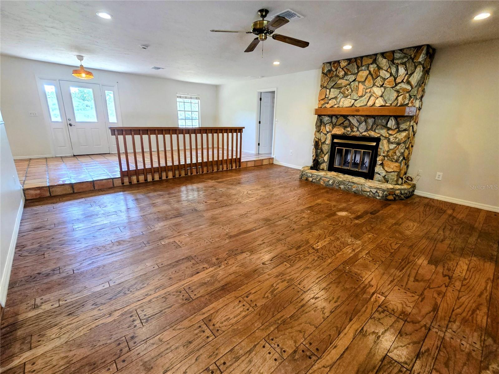 SADDLE CREEK - Residential