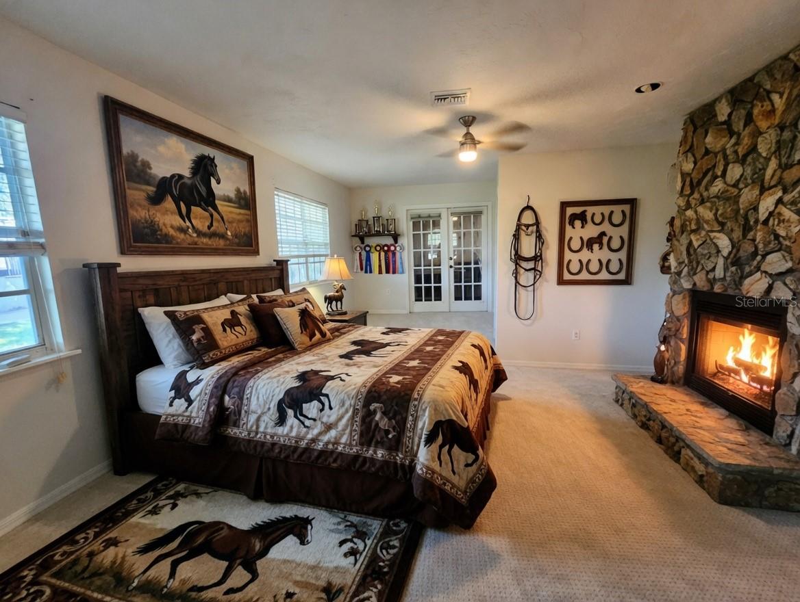 SADDLE CREEK - Residential