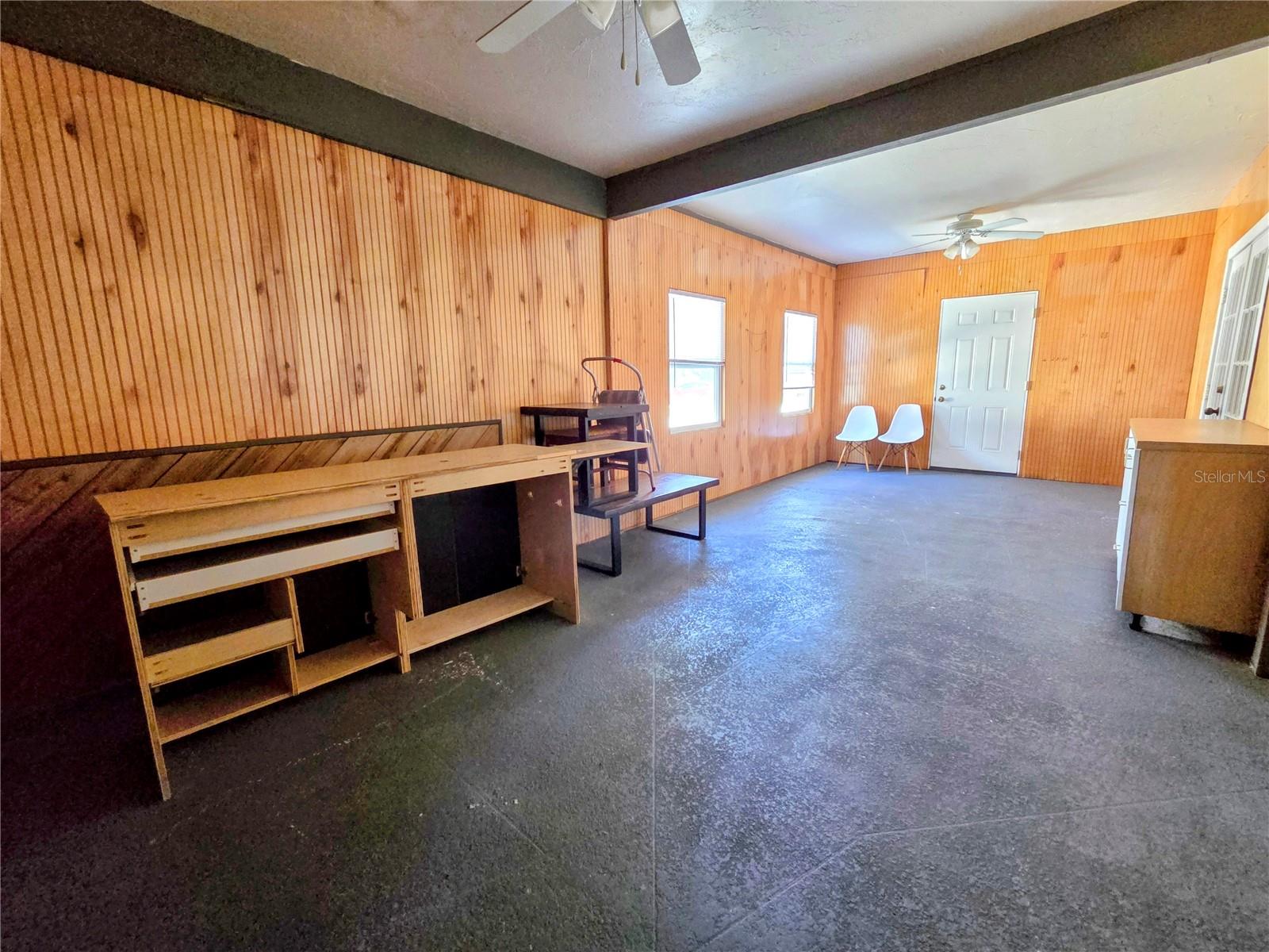 SADDLE CREEK - Residential