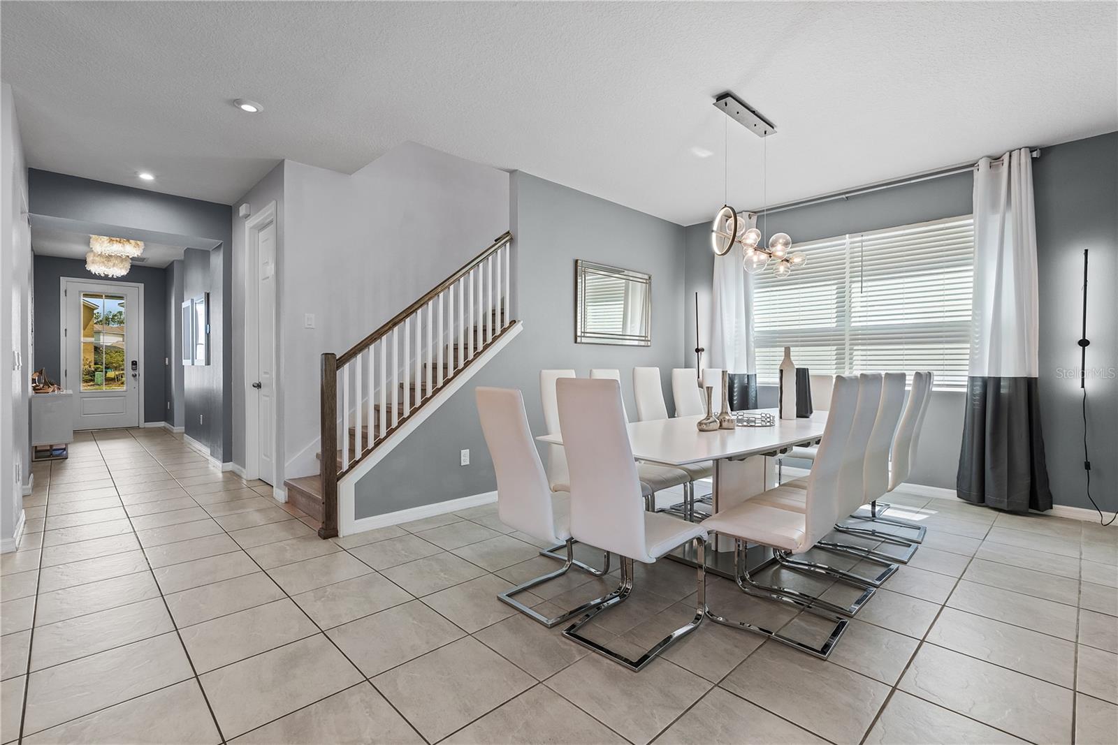 SOLARA RESIDENCE VACATION VILLAS REP - Residential