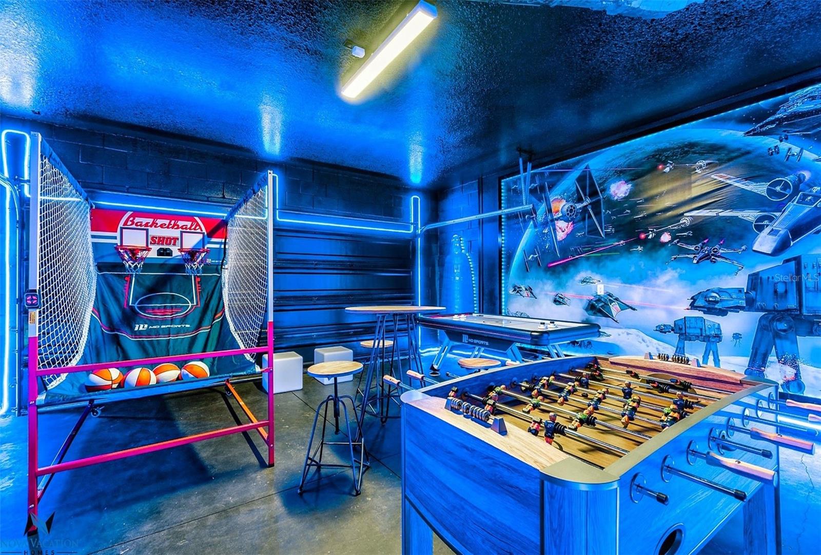 SOLARA RESIDENCE VACATION VILLAS REP - Residential