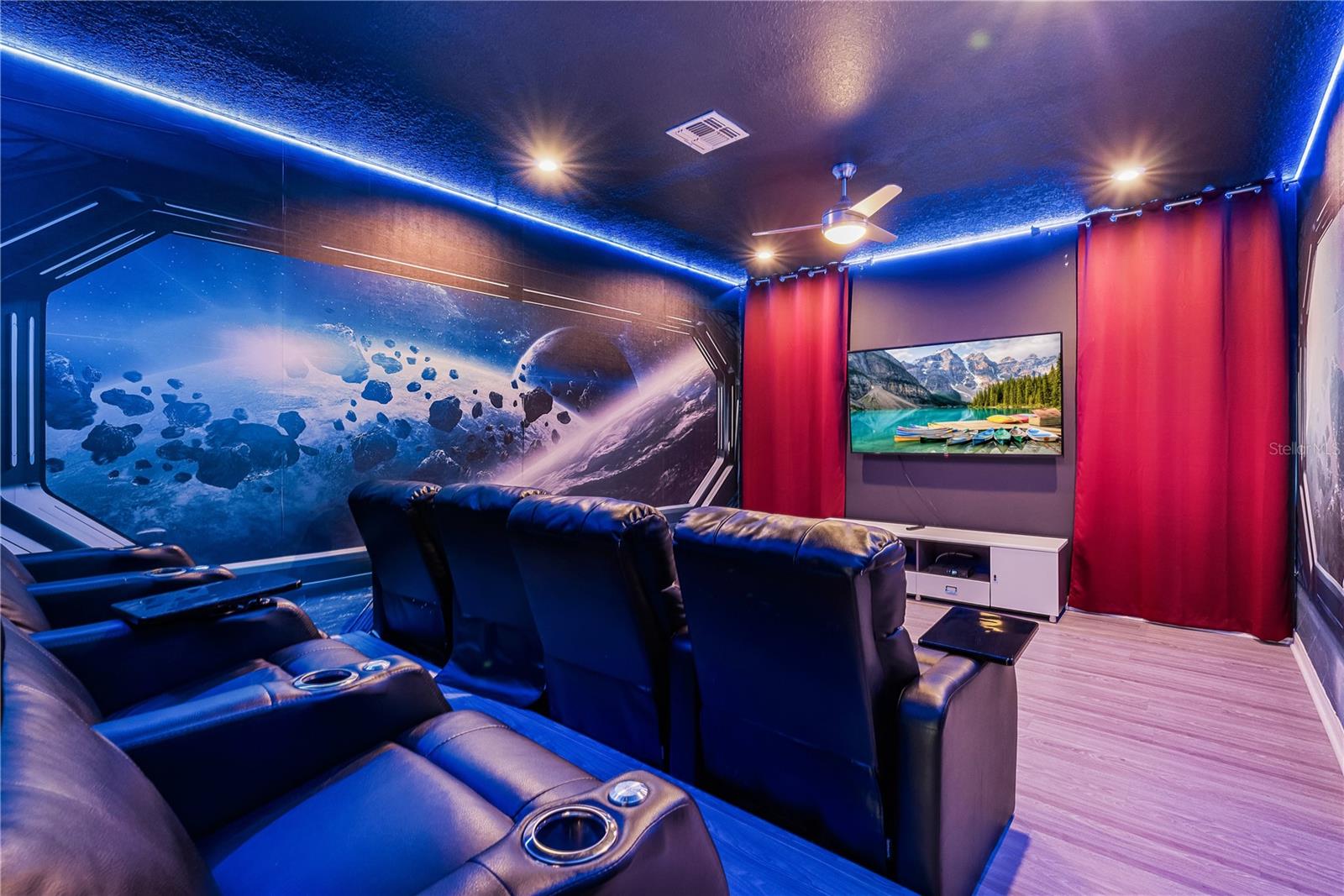 SOLARA RESIDENCE VACATION VILLAS REP - Residential