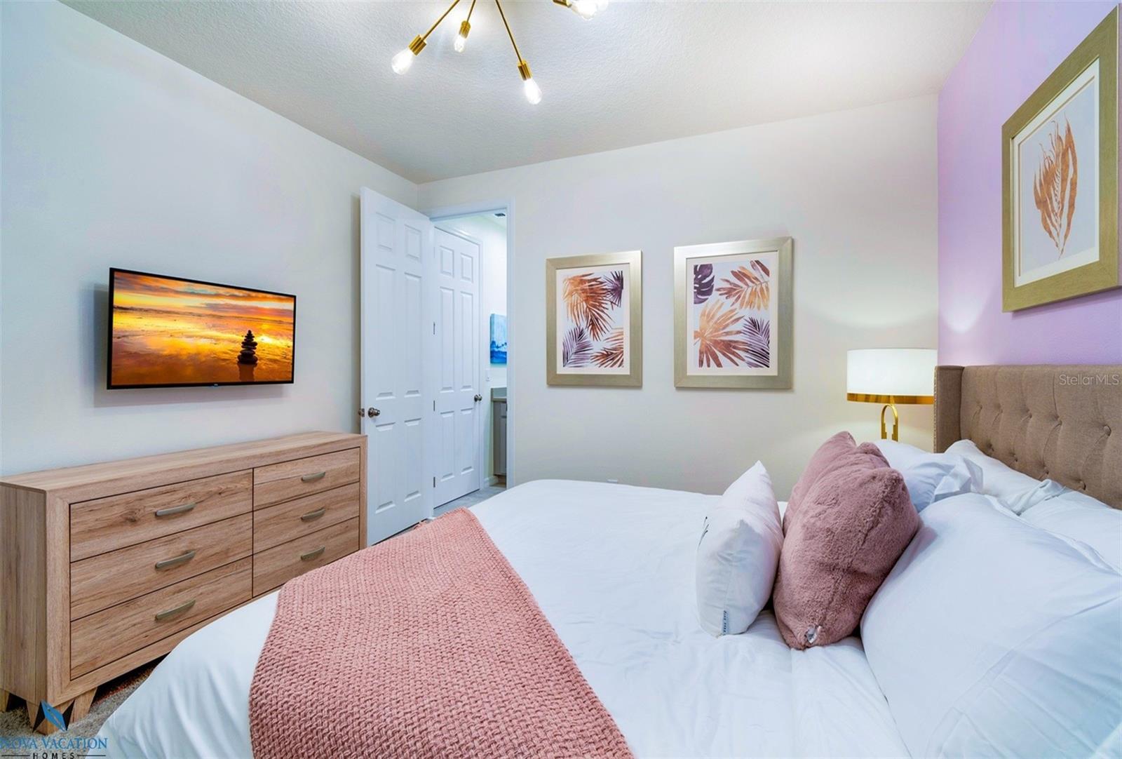 SOLARA RESIDENCE VACATION VILLAS REP - Residential