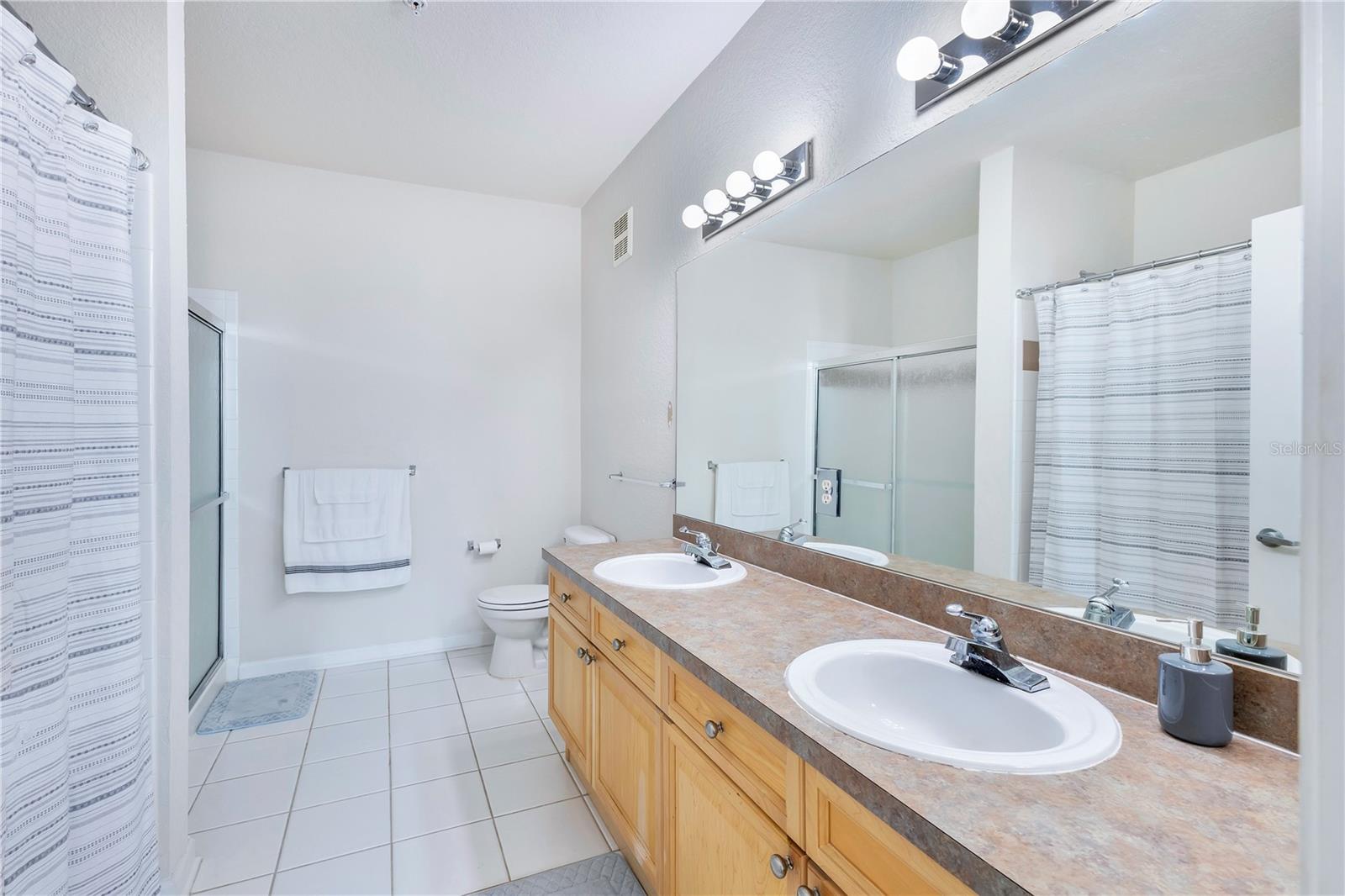 TERRACE RIDGE AT TOWN CENTER EAST CONDO - Residential