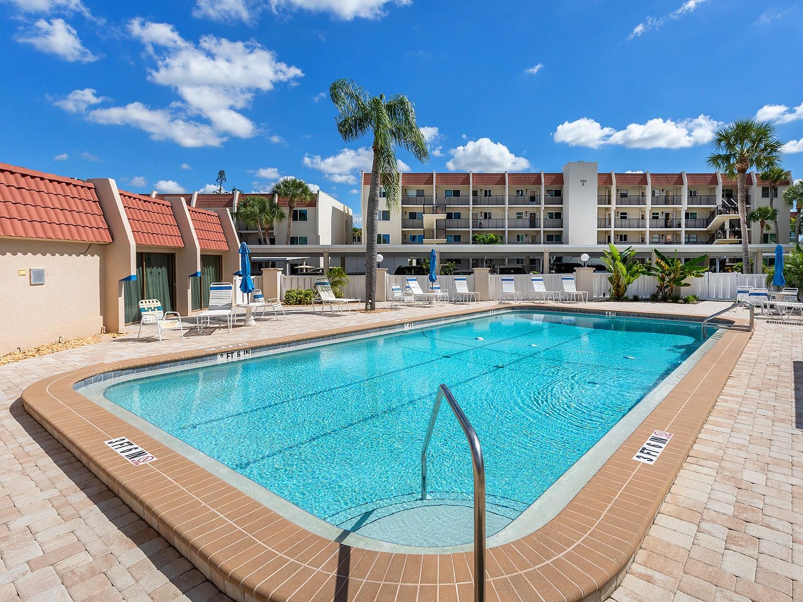 BELLA COSTA II - Residential