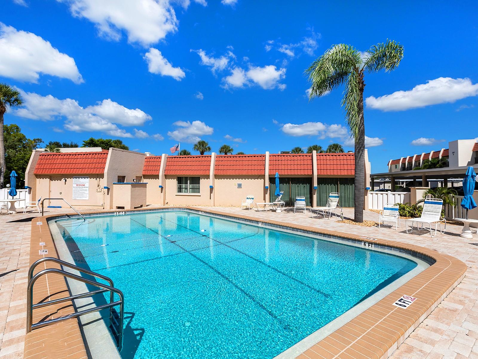 BELLA COSTA II - Residential