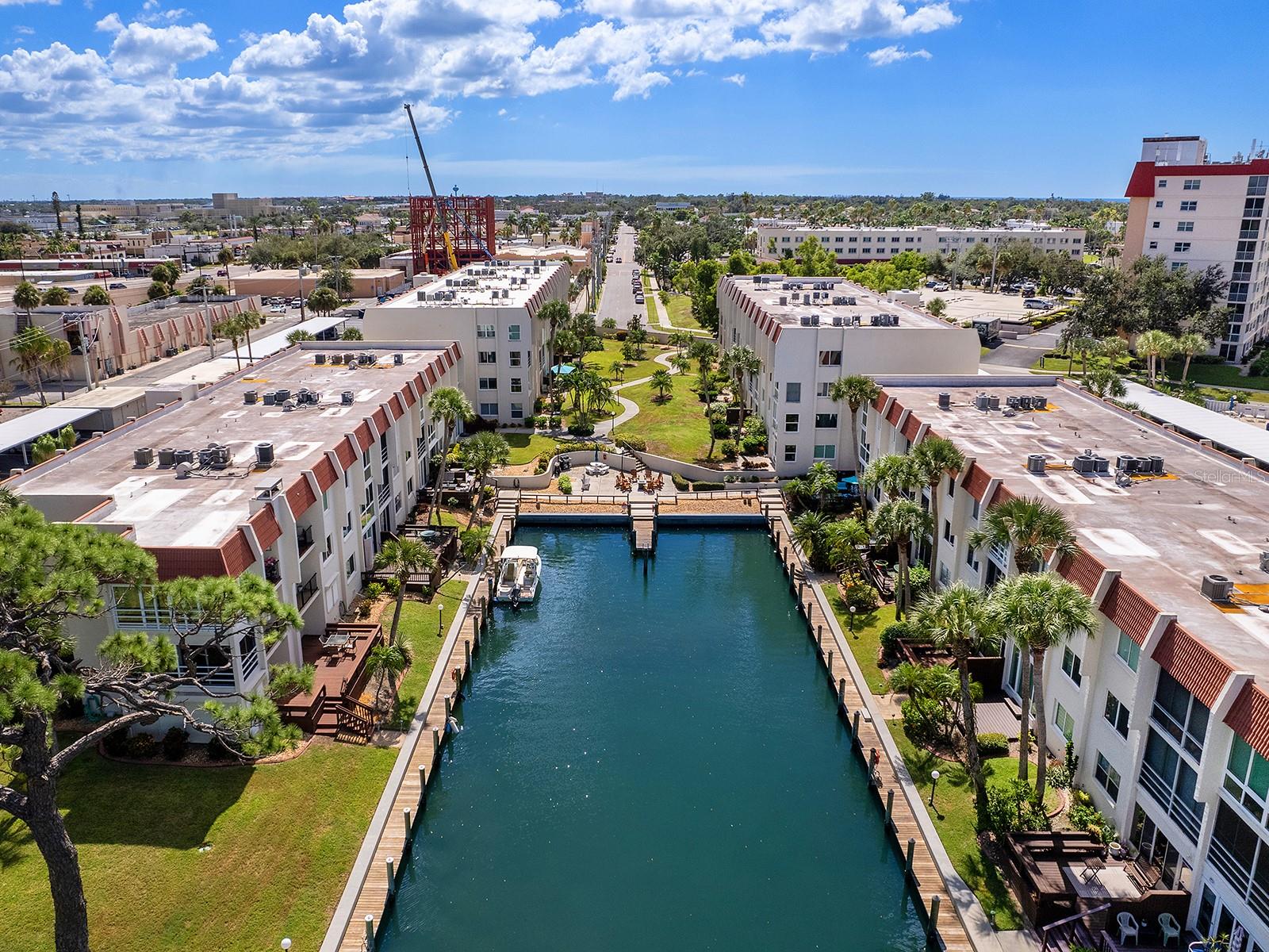 BELLA COSTA II - Residential