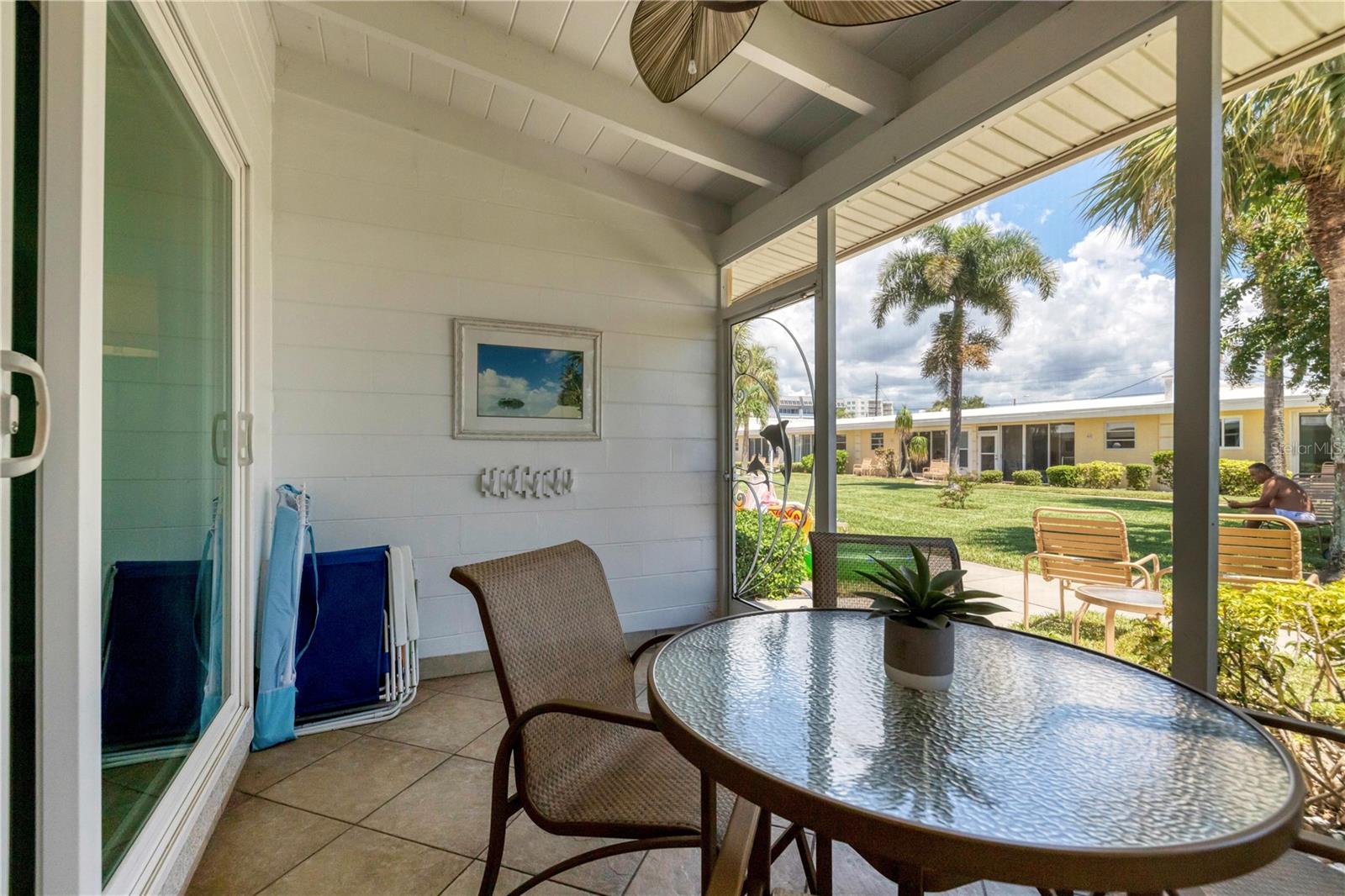 CASA MAR - Residential Lease