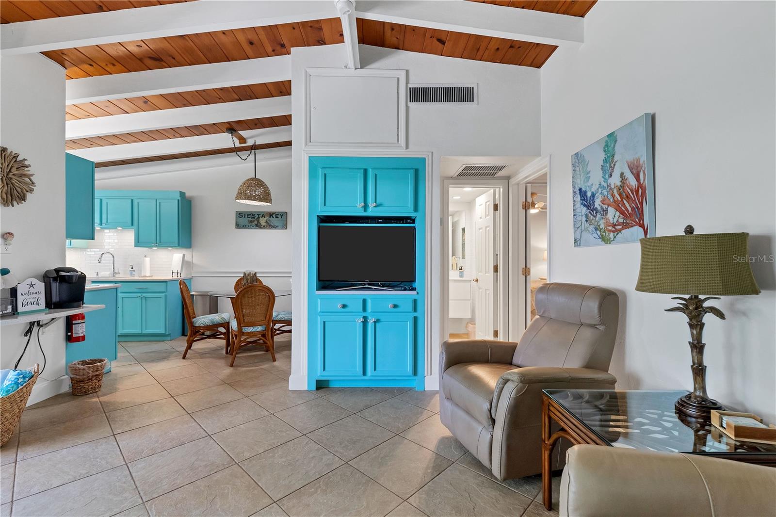 CASA MAR - Residential Lease
