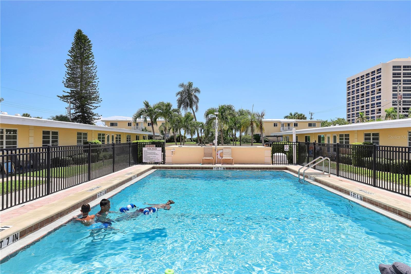 CASA MAR - Residential Lease