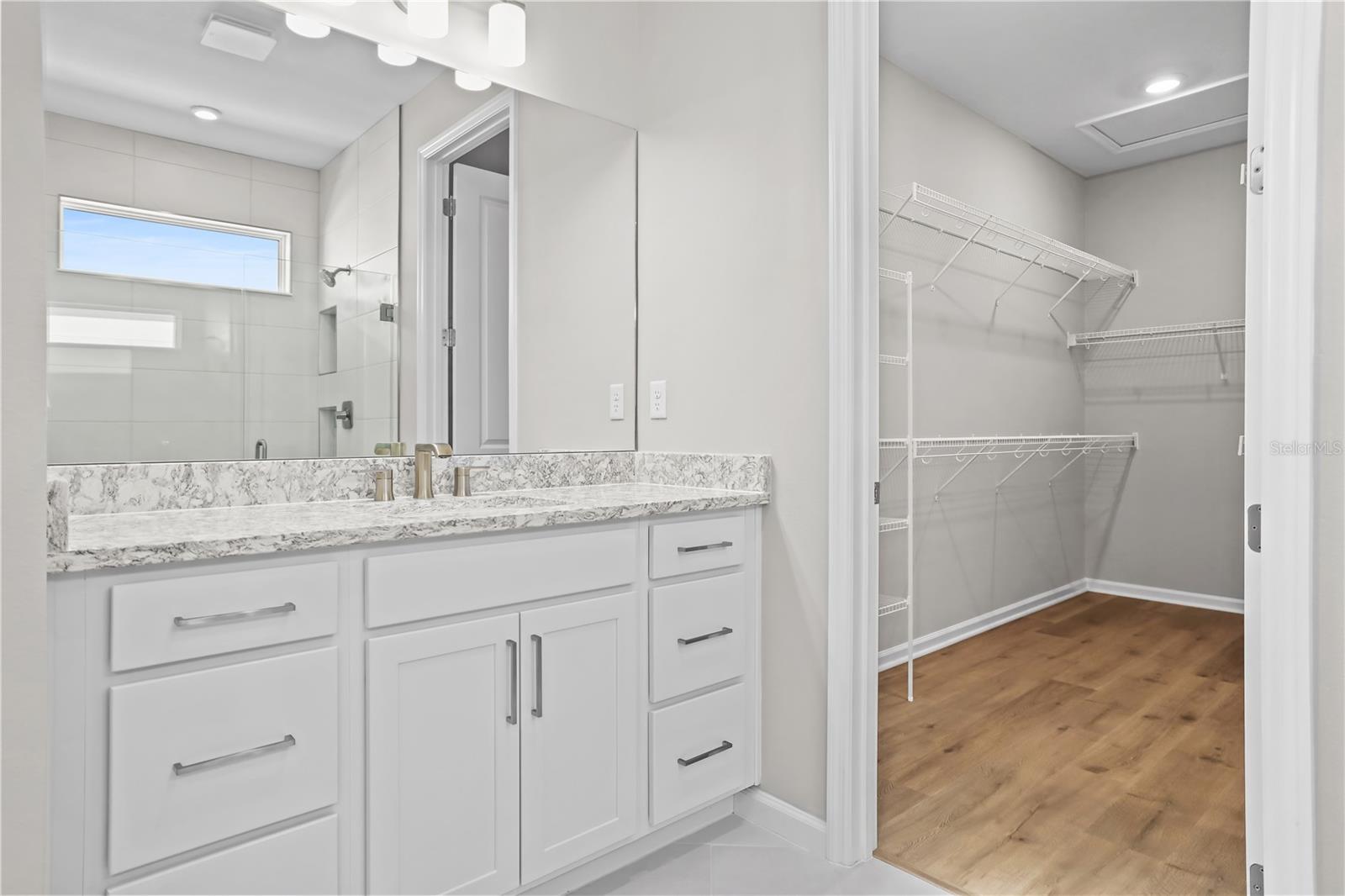 KH CW HAMMOCK OAKS LLC - Residential