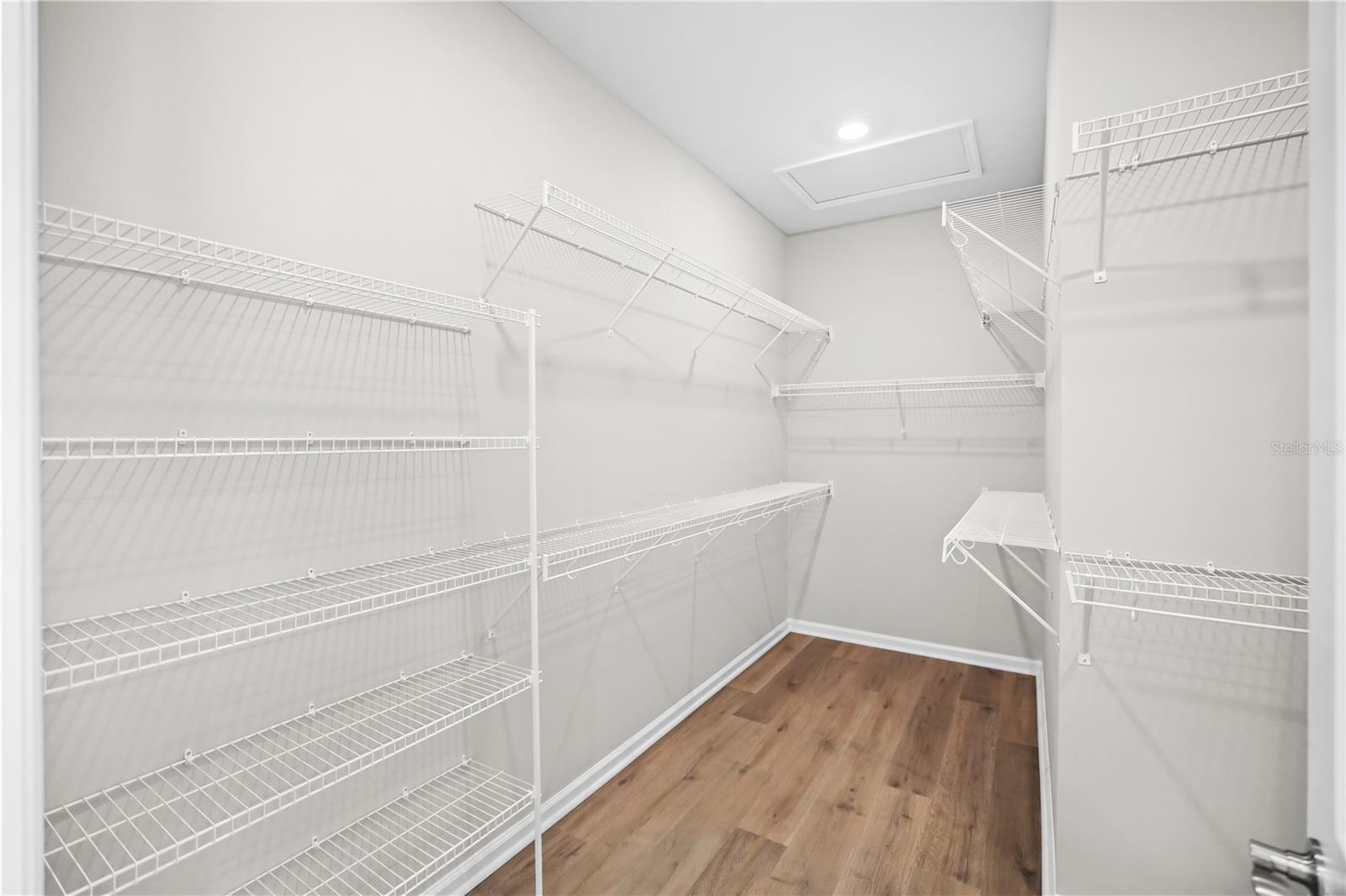 KH CW HAMMOCK OAKS LLC - Residential