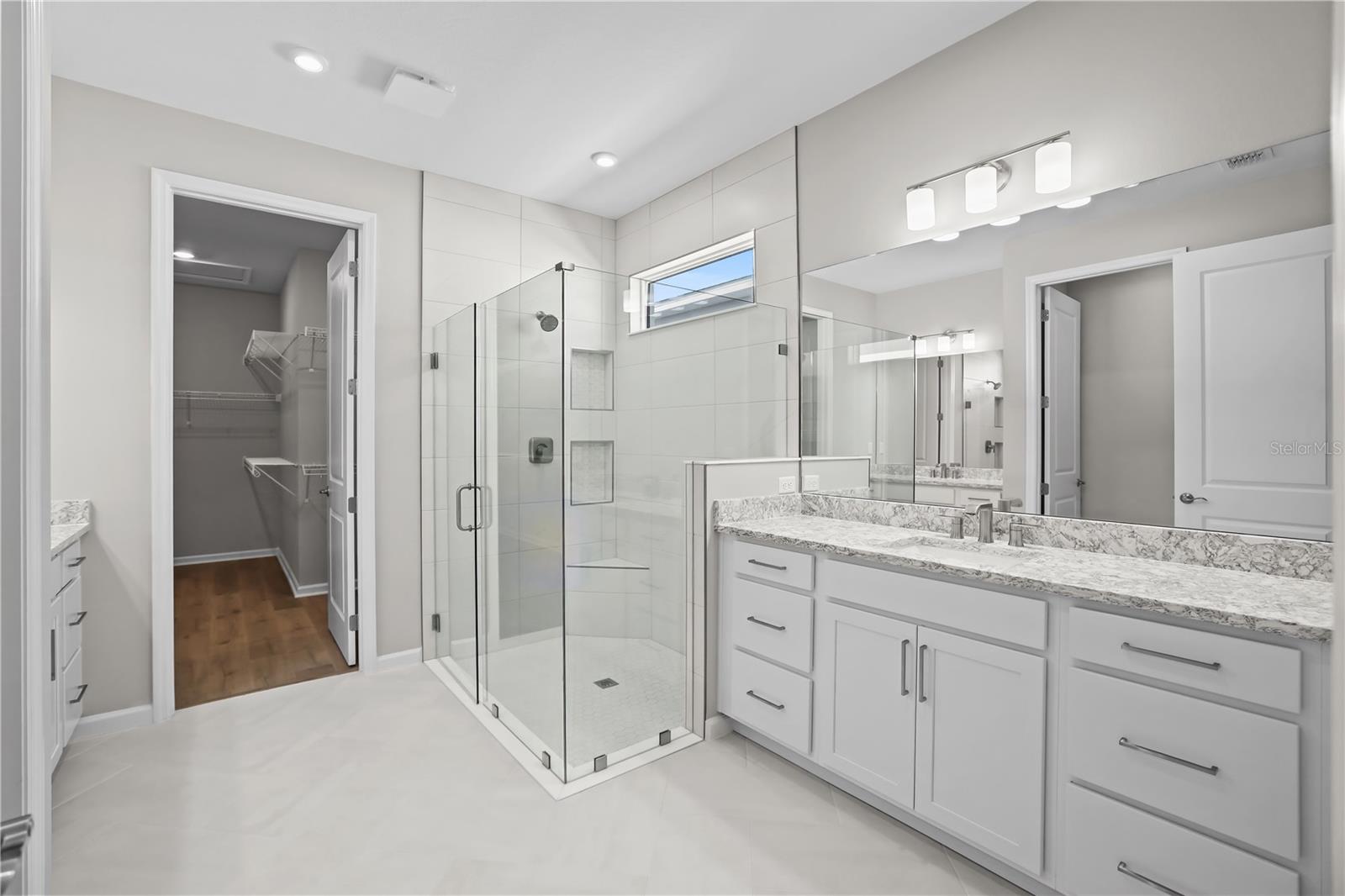 KH CW HAMMOCK OAKS LLC - Residential