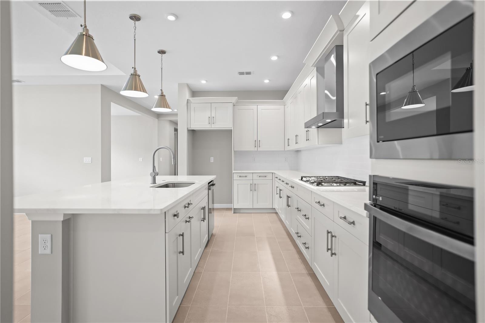 KH CW HAMMOCK OAKS LLC - Residential