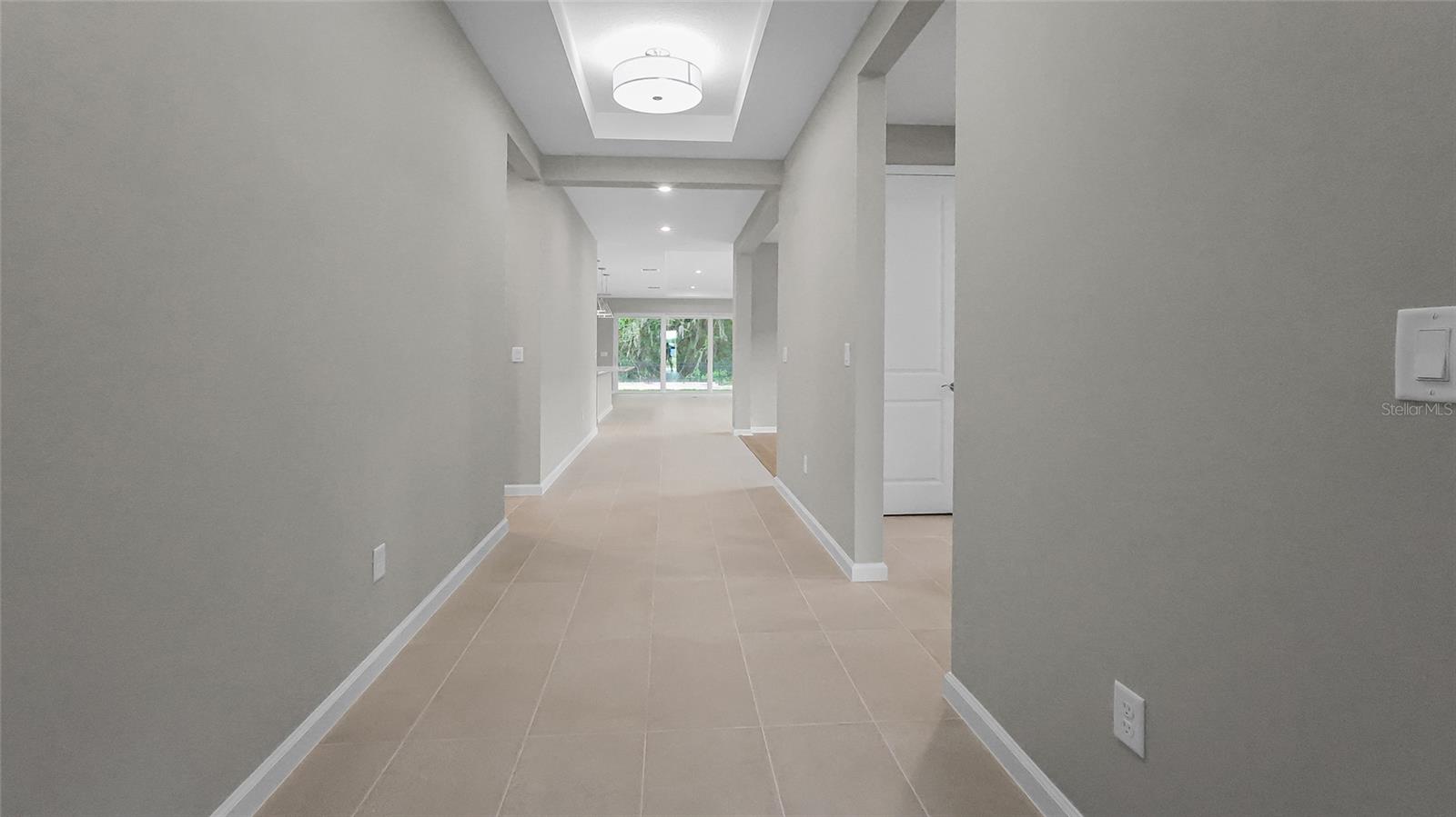 948 CLUB CRESSWIND DRIVE