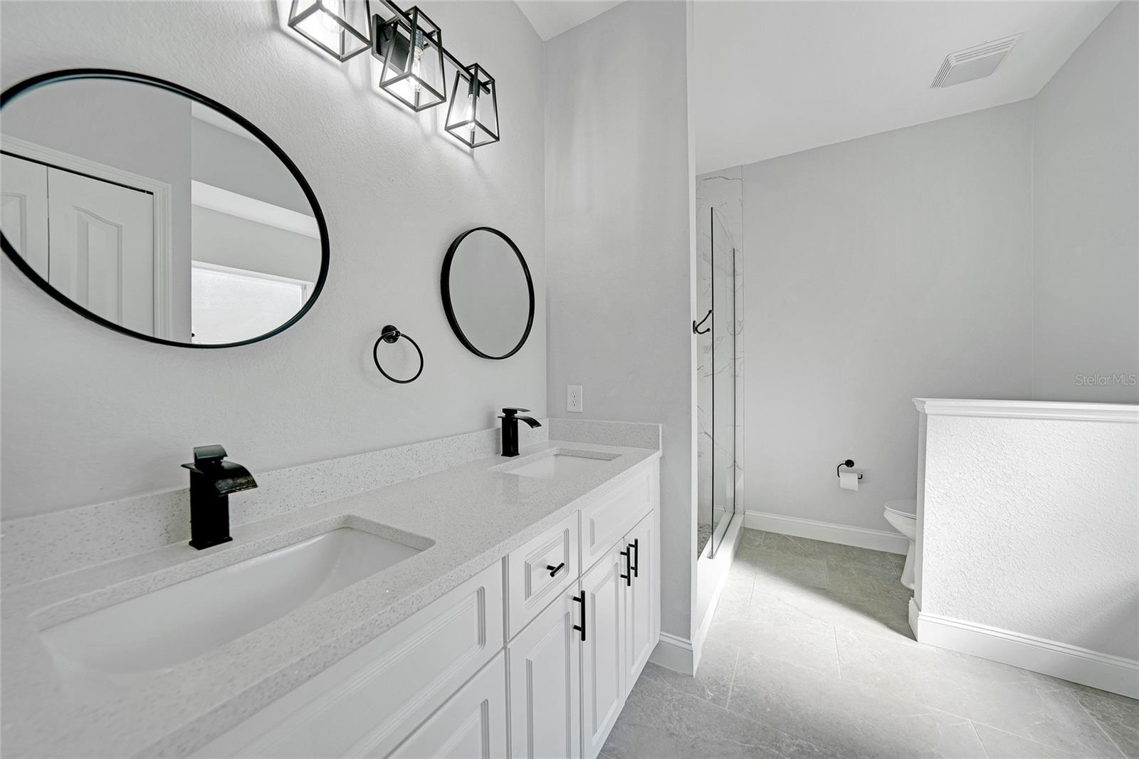 PORT CHARLOTTE SUB 08 - Residential Lease