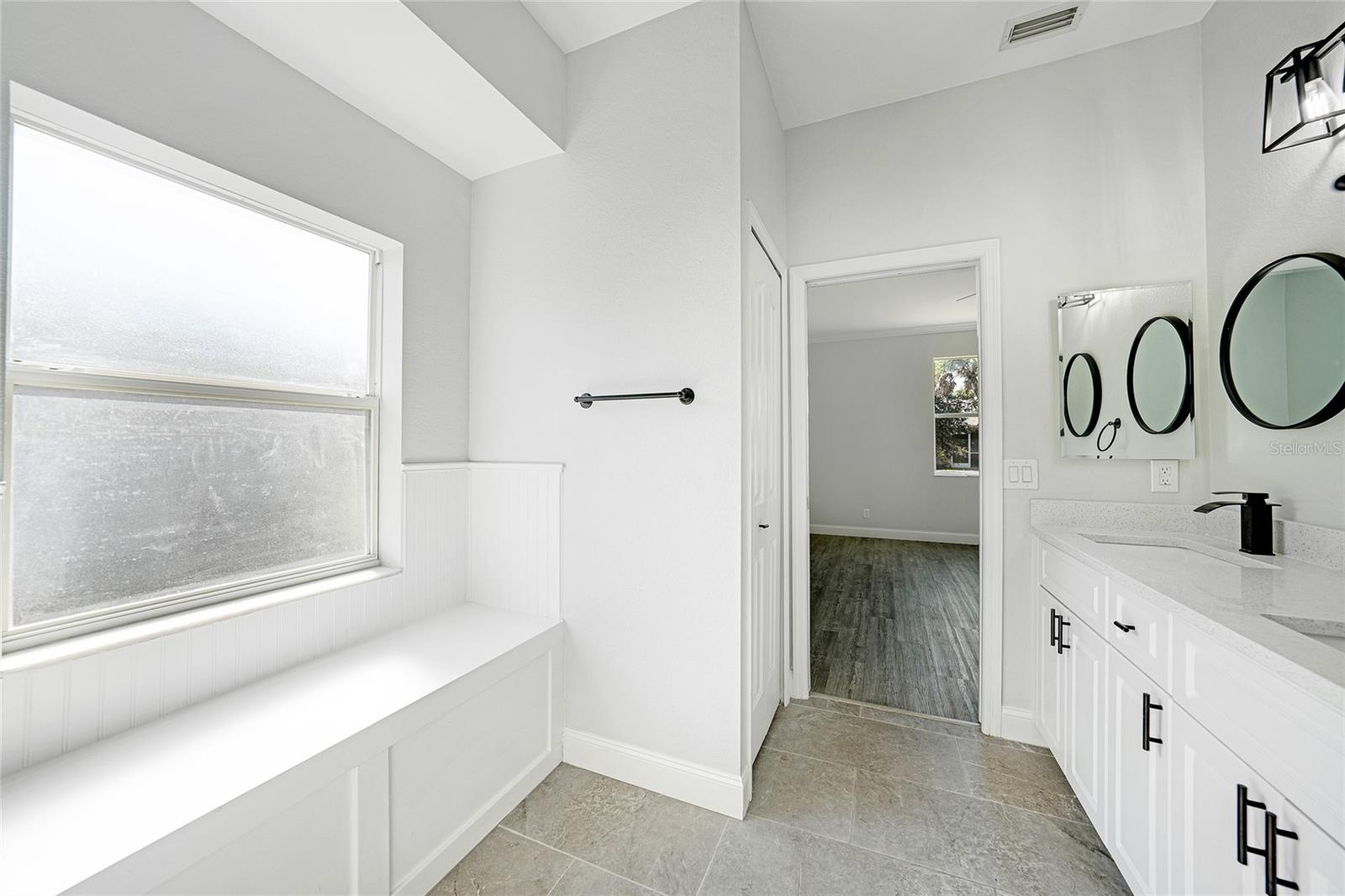 PORT CHARLOTTE SUB 08 - Residential Lease