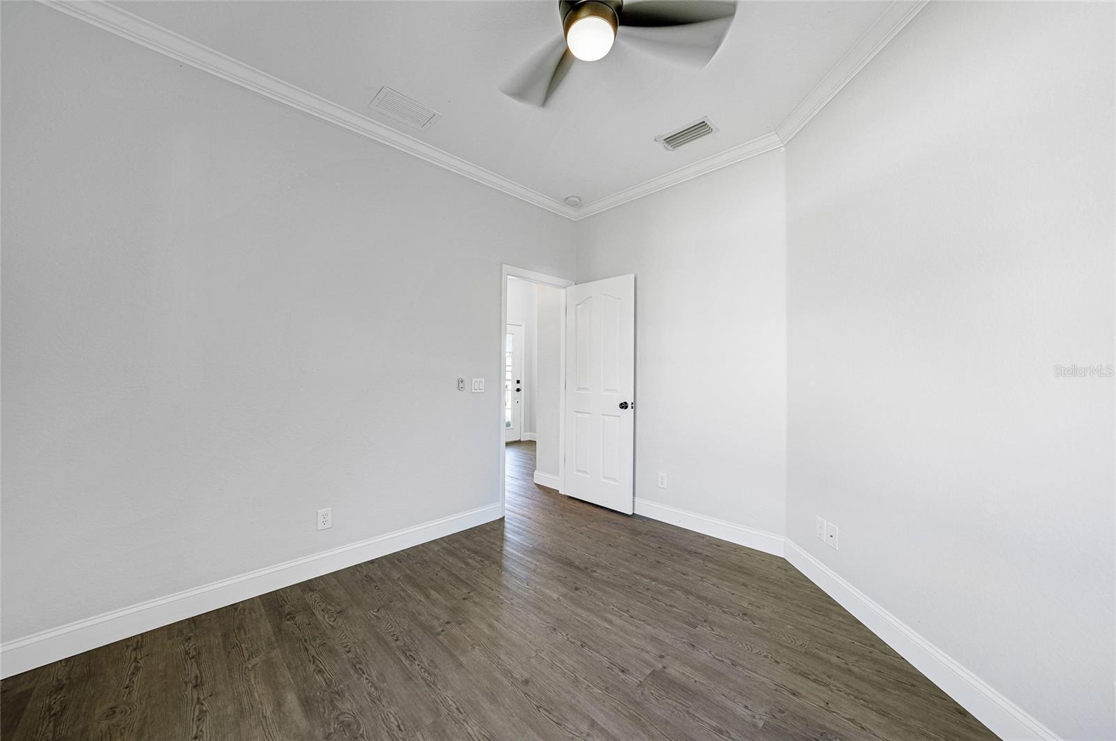 PORT CHARLOTTE SUB 08 - Residential Lease