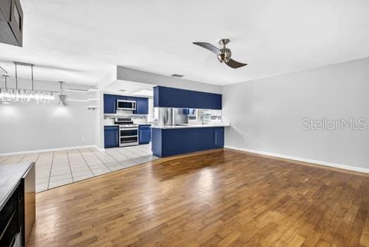 COUNTRY PLACE UNIT VII - Residential