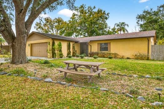 COUNTRY PLACE UNIT VII - Residential