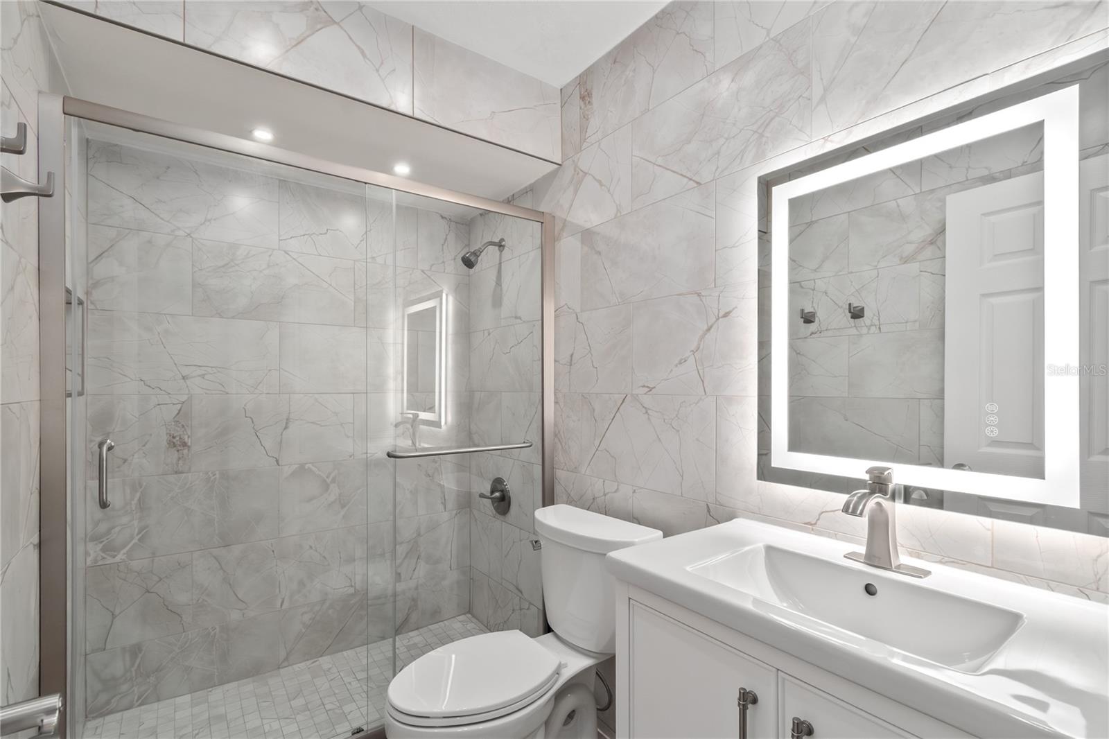 MEADOW WOOD FARMS UN 01 - Residential