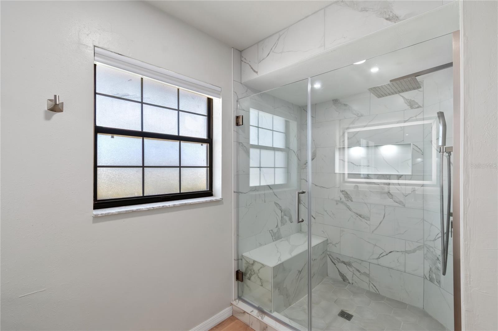 MEADOW WOOD FARMS UN 01 - Residential