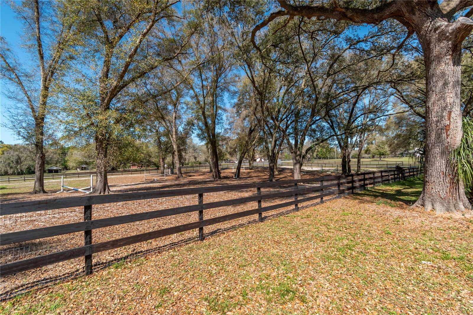 MEADOW WOOD FARMS UN 01 - Residential