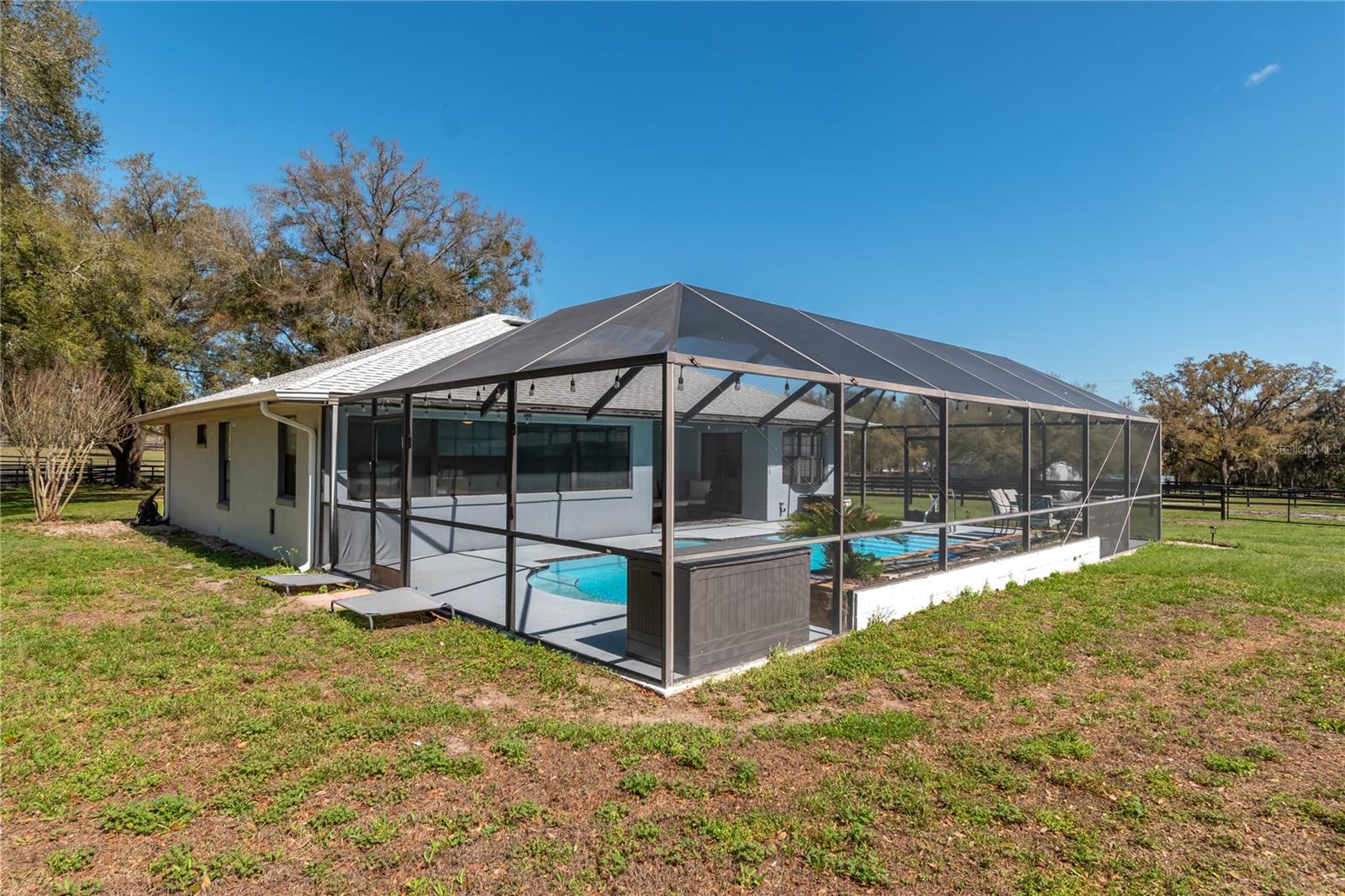 MEADOW WOOD FARMS UN 01 - Residential