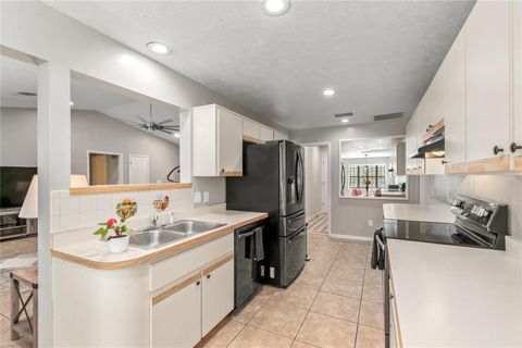 Tiny photo for 10 Carry Back Road, Ocala, FL 34482 (MLS # OM720466)