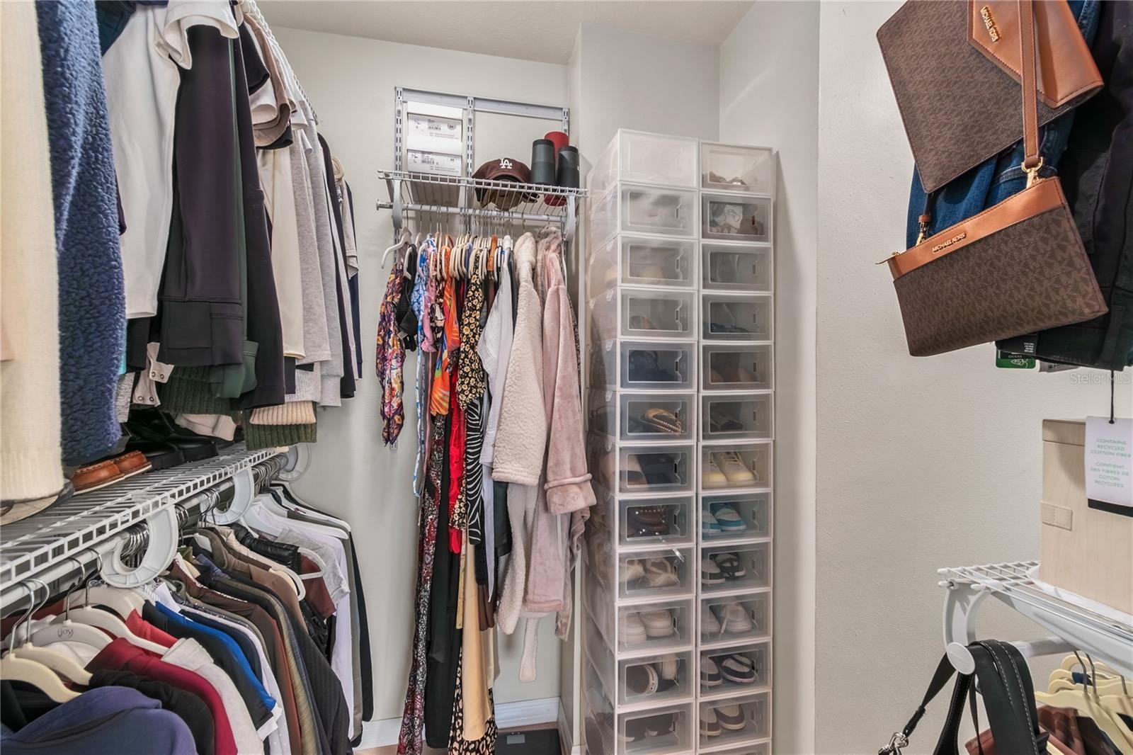 MEADOW WOOD FARMS UN 01 - Residential