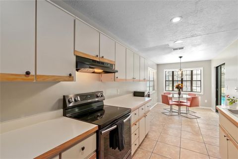 Tiny photo for 10 Carry Back Road, Ocala, FL 34482 (MLS # OM720466)