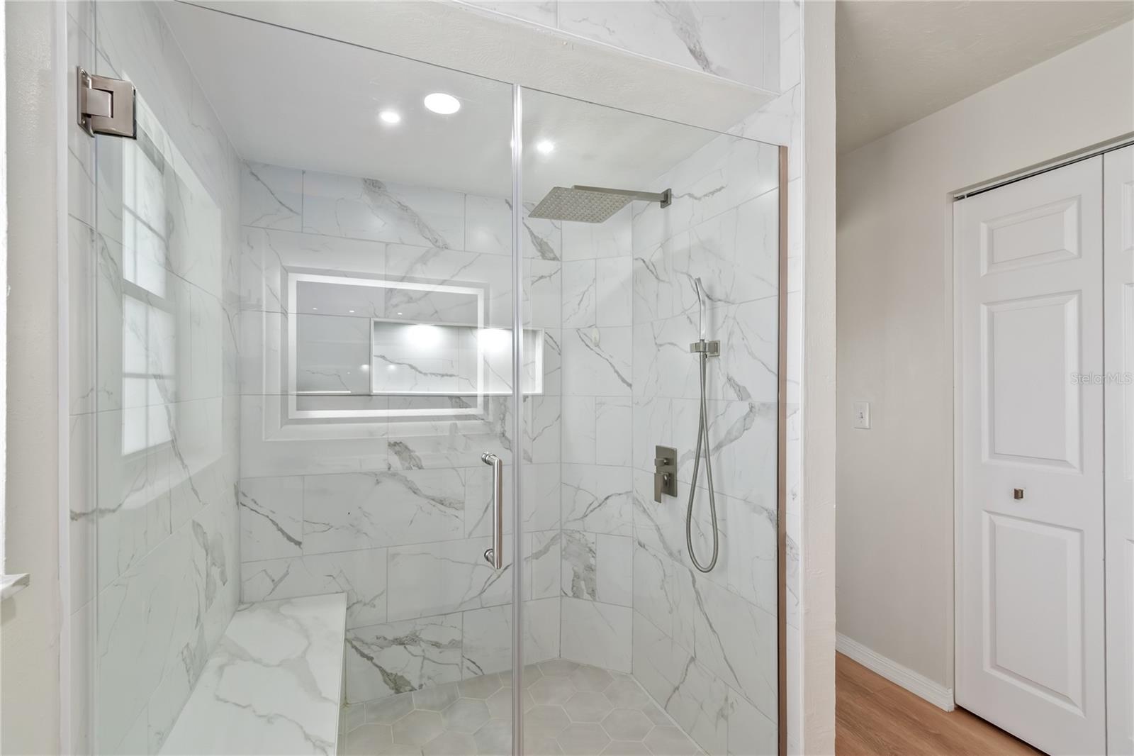 MEADOW WOOD FARMS UN 01 - Residential