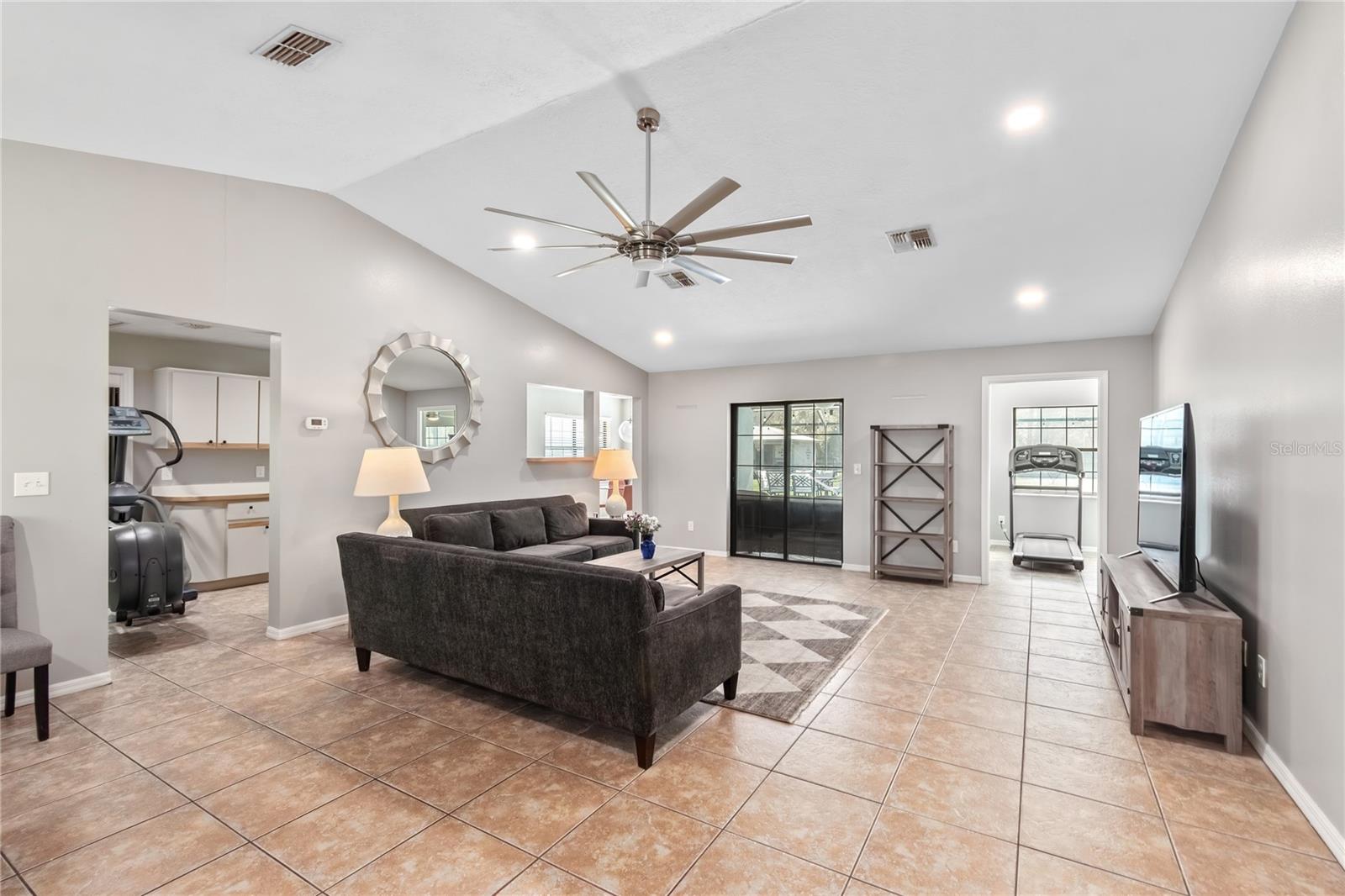 MEADOW WOOD FARMS UN 01 - Residential