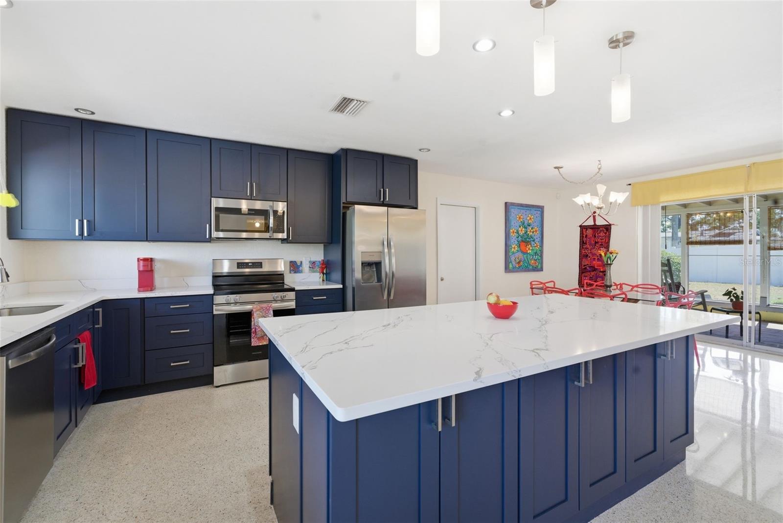 MAXIMO MOORINGS - Residential