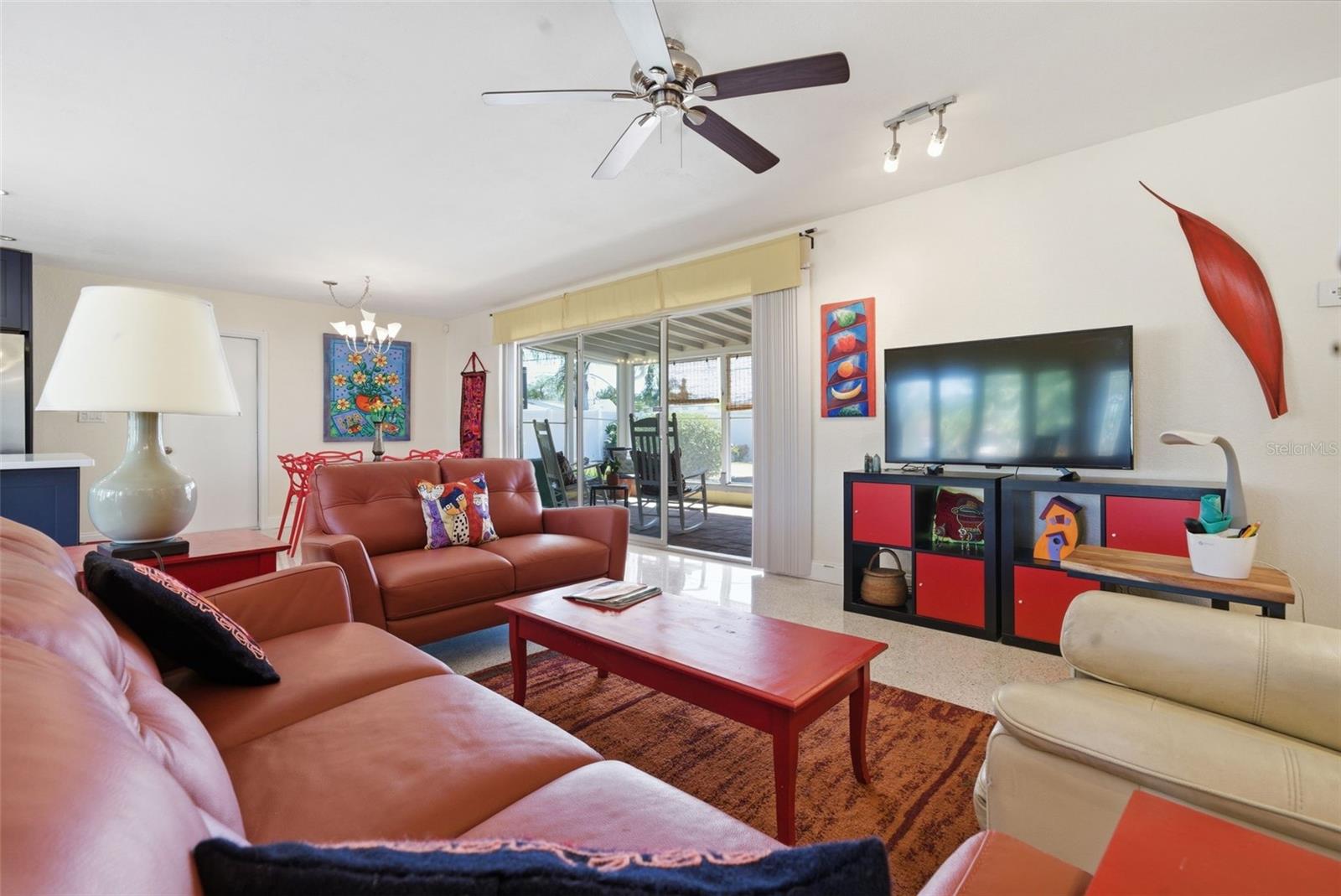 MAXIMO MOORINGS - Residential